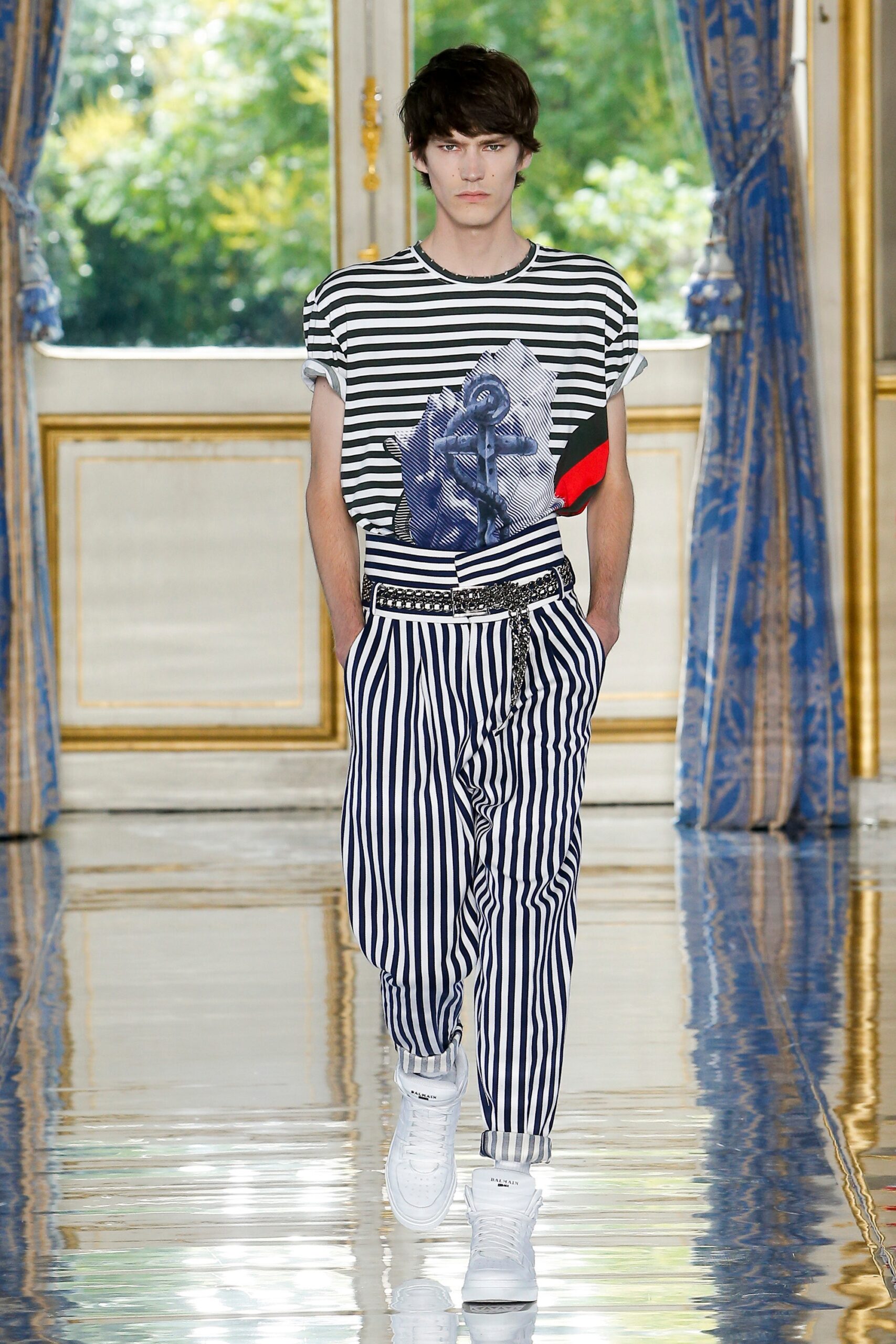 striped t-shirt with fitted pants