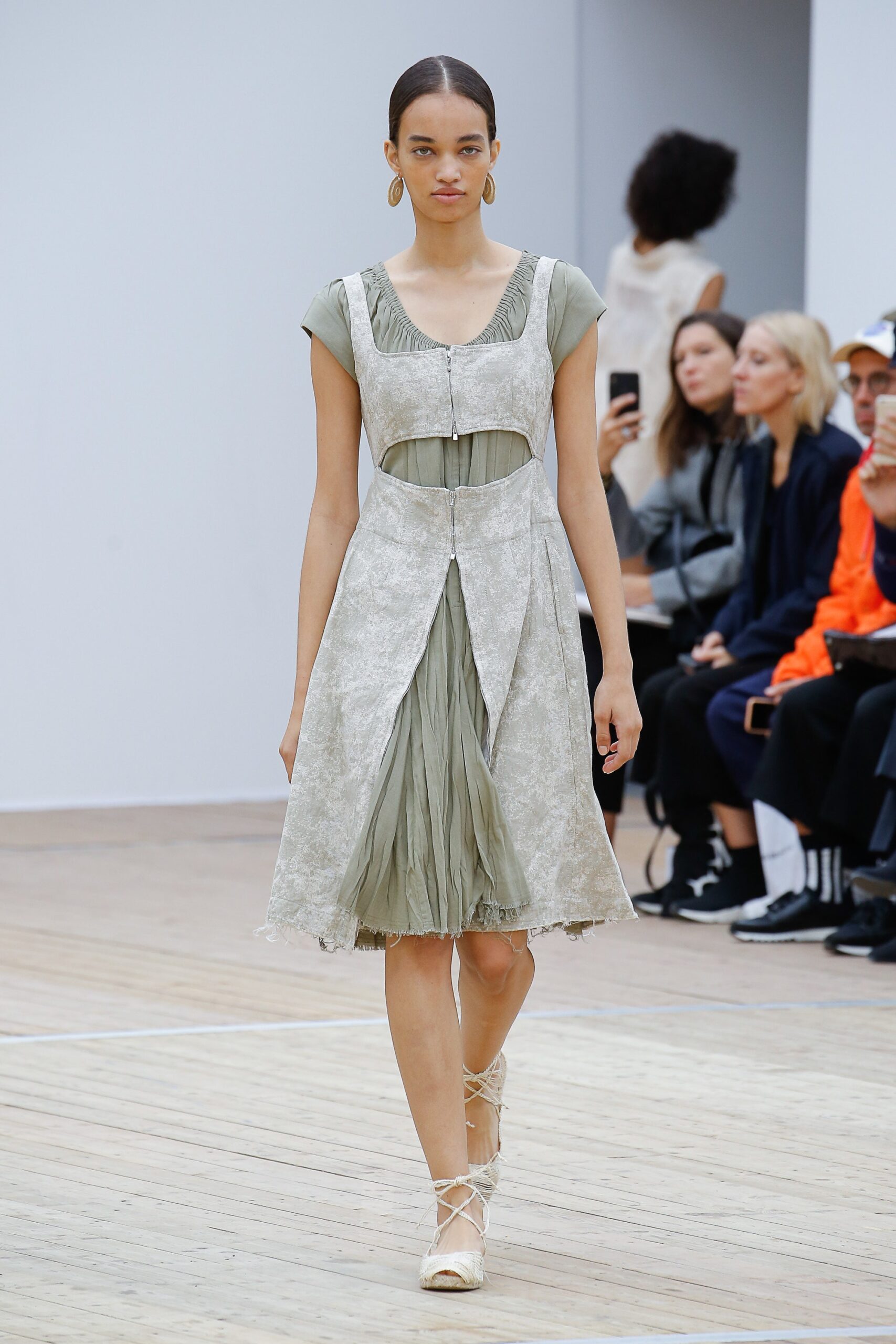 Beautiful People S/S 19 Look 76