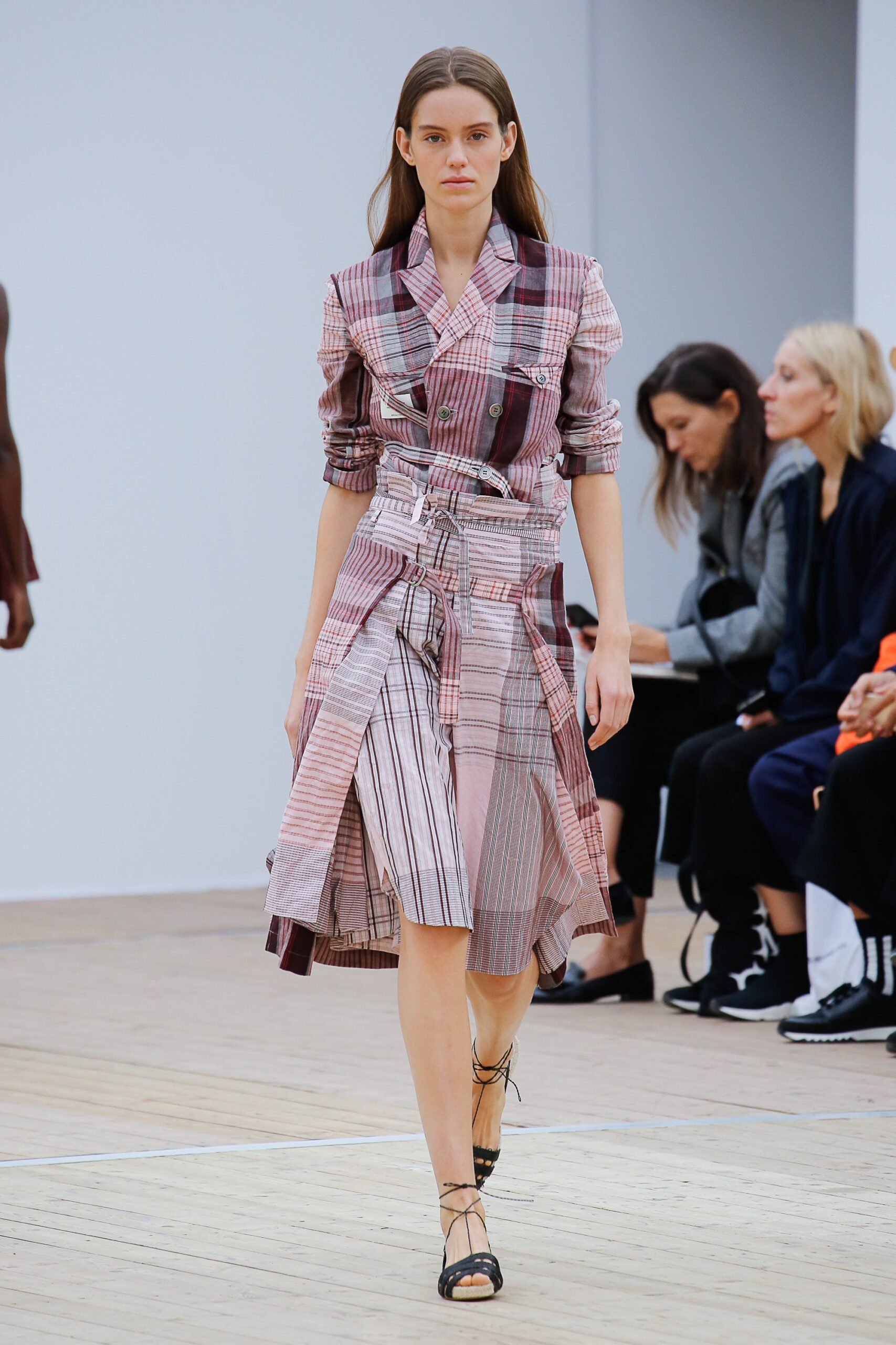 Beautiful People S/S 19 Look 155
