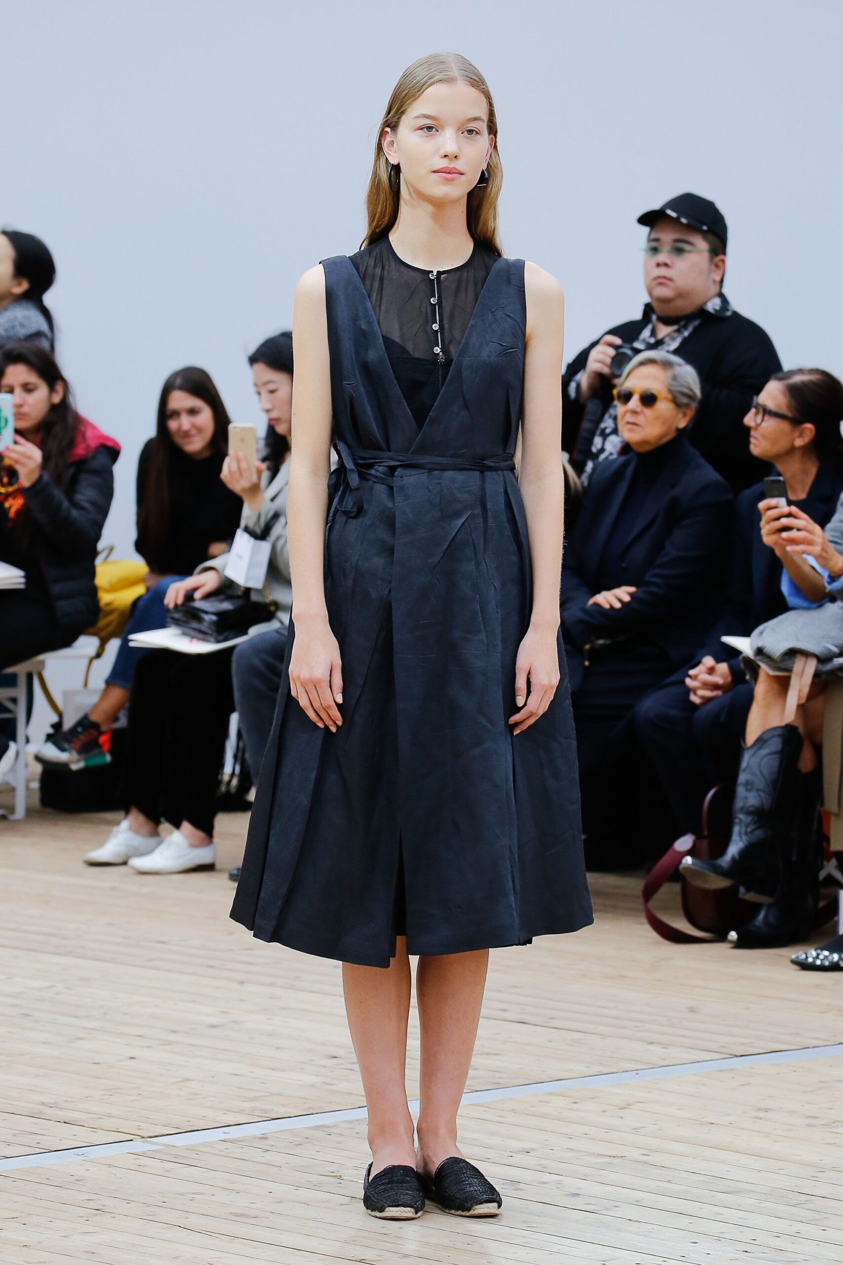 Beautiful People S/S 19 Look 274