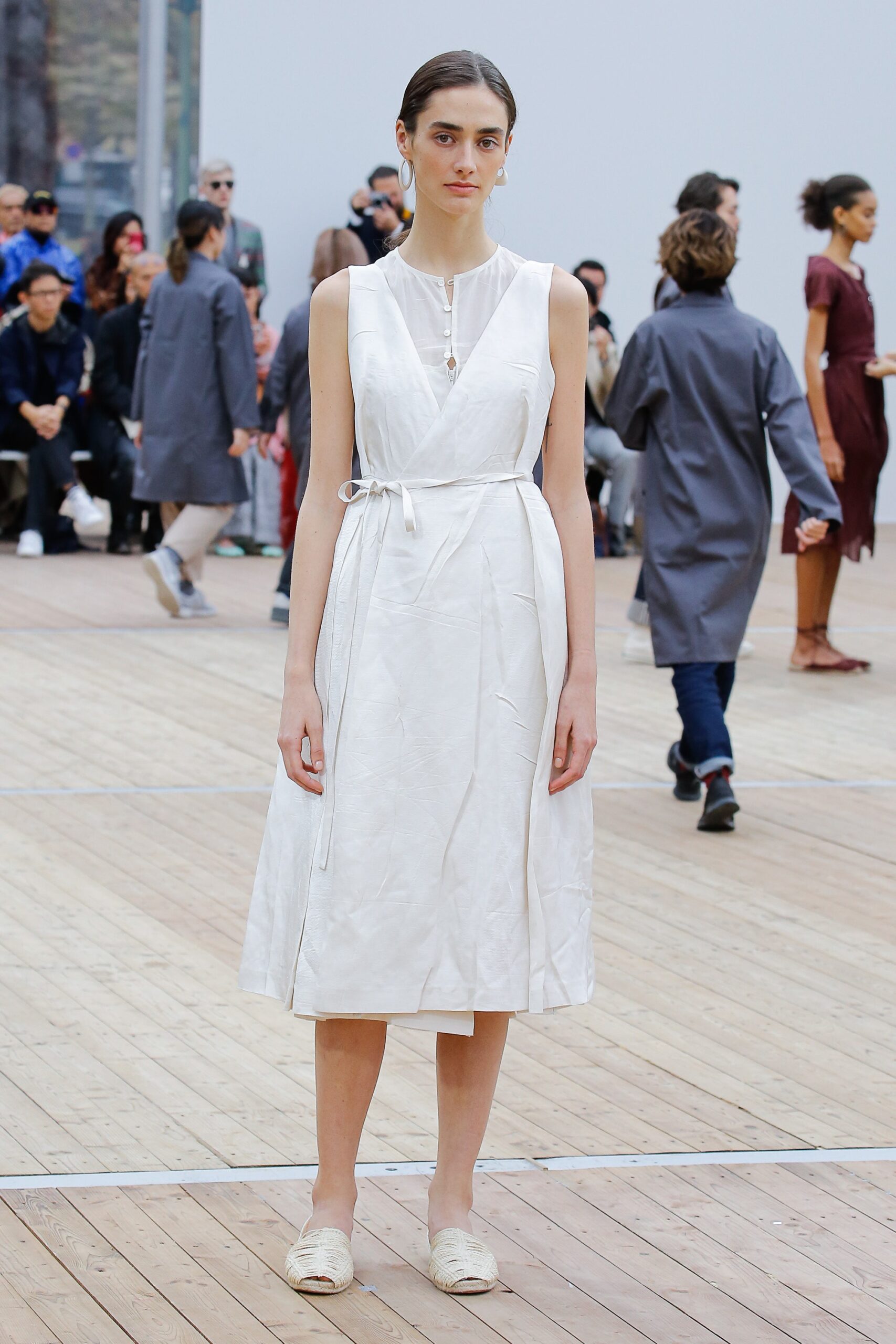 Beautiful People S/S 19 Look 284