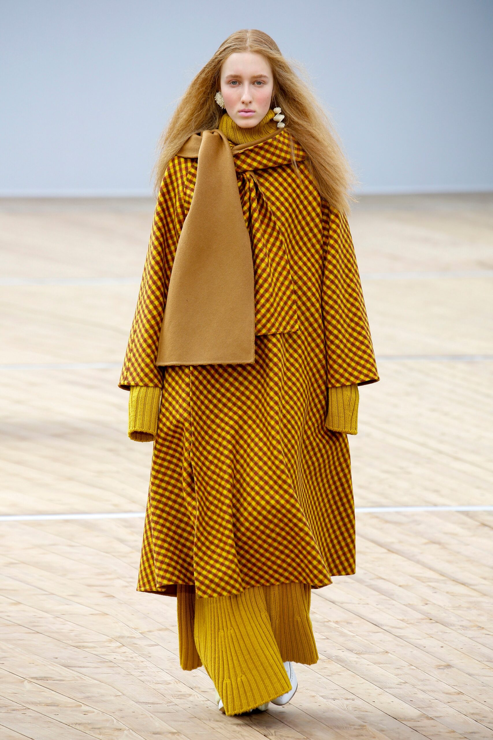 Beautiful People F/W 18 Look 145