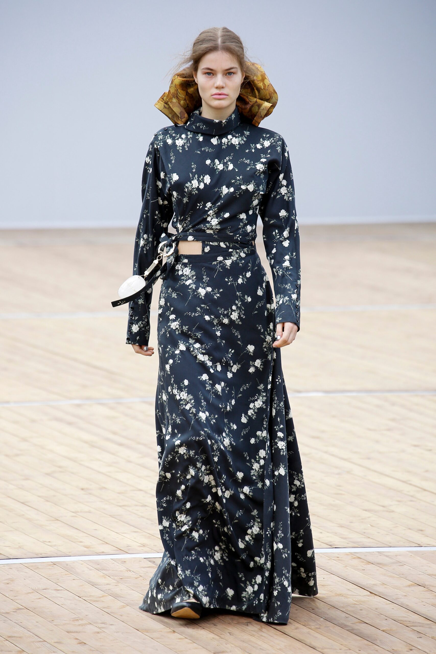 Beautiful People F/W 18 Look 258