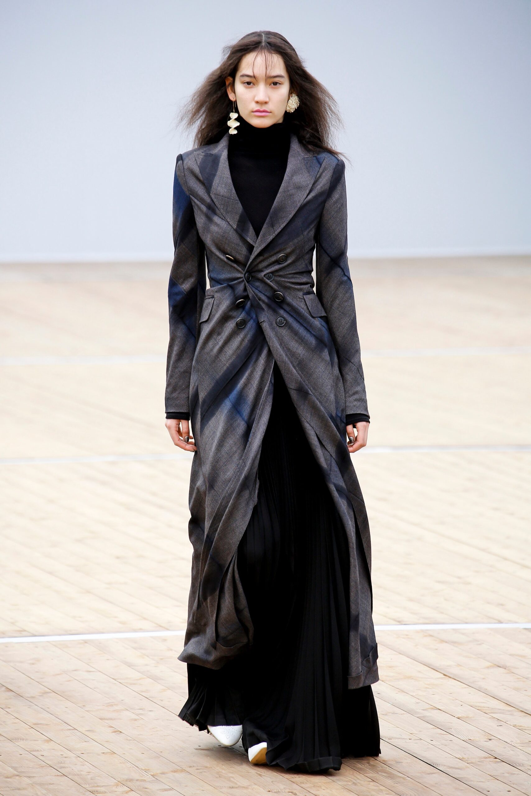 Beautiful People F/W 18 Look 277