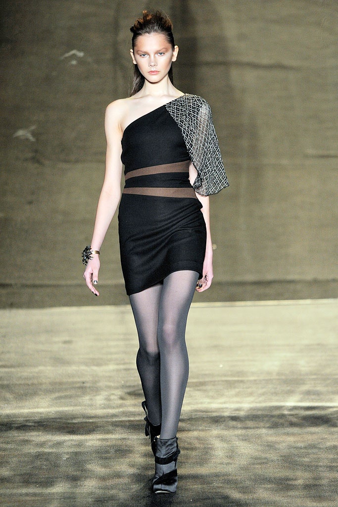 black fitted asymmetric dress