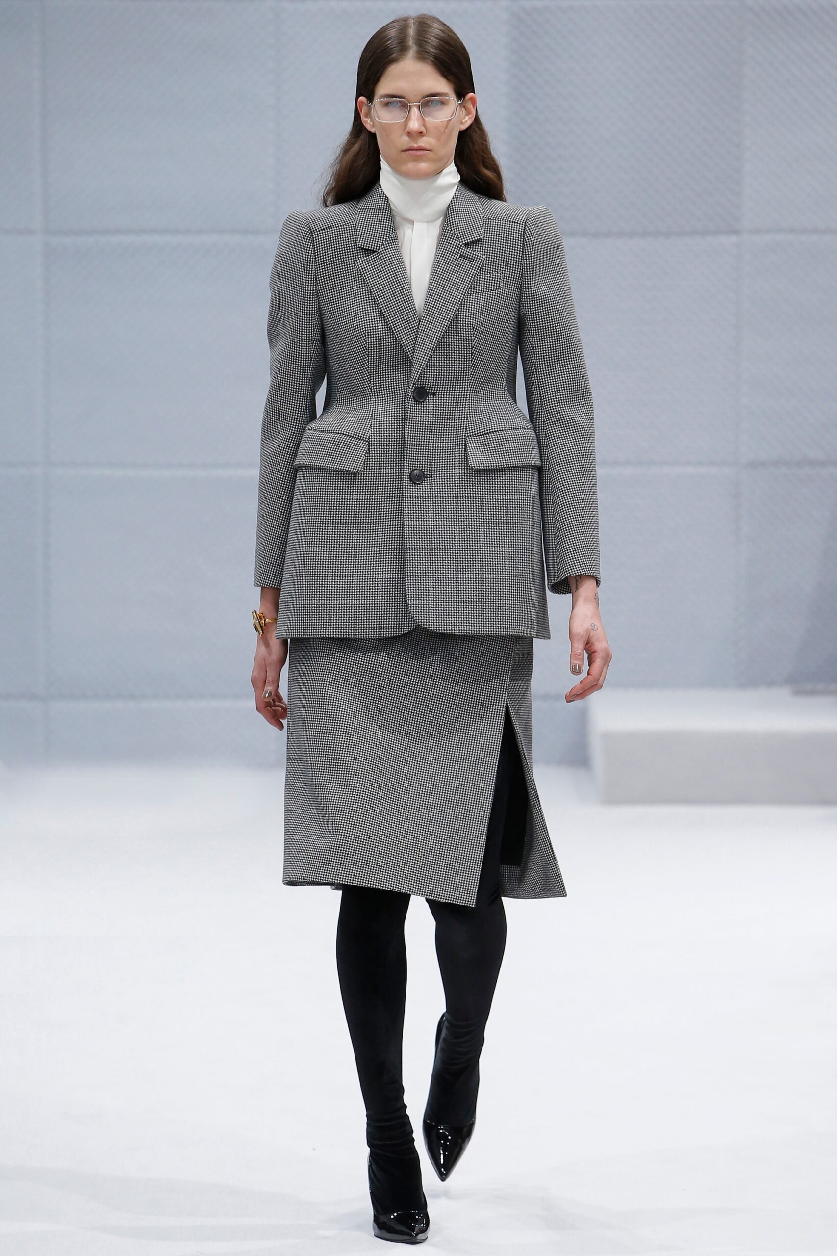 gray wool asymmetric slit fitted pencil skirt