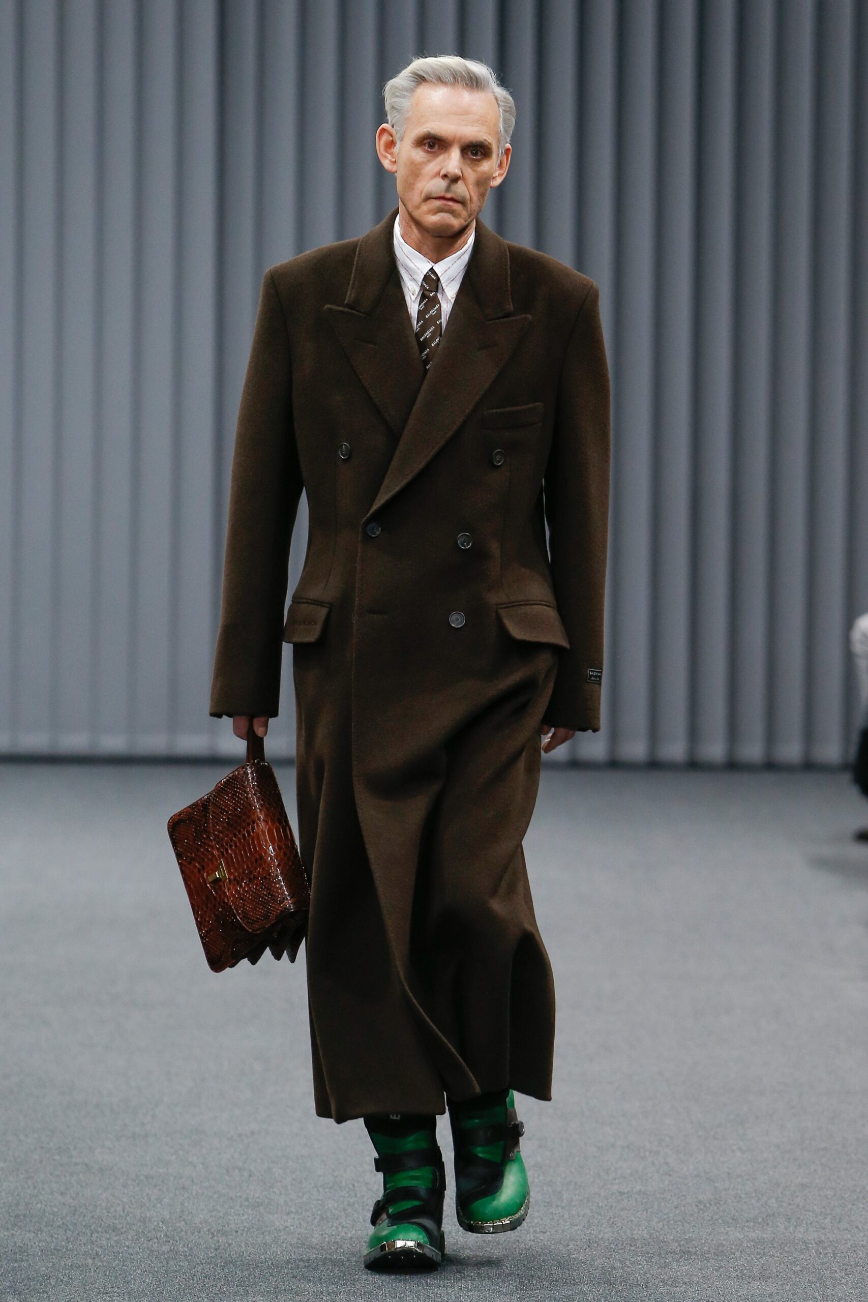 brown wool long-sleeve collared fitted layered maxi coat