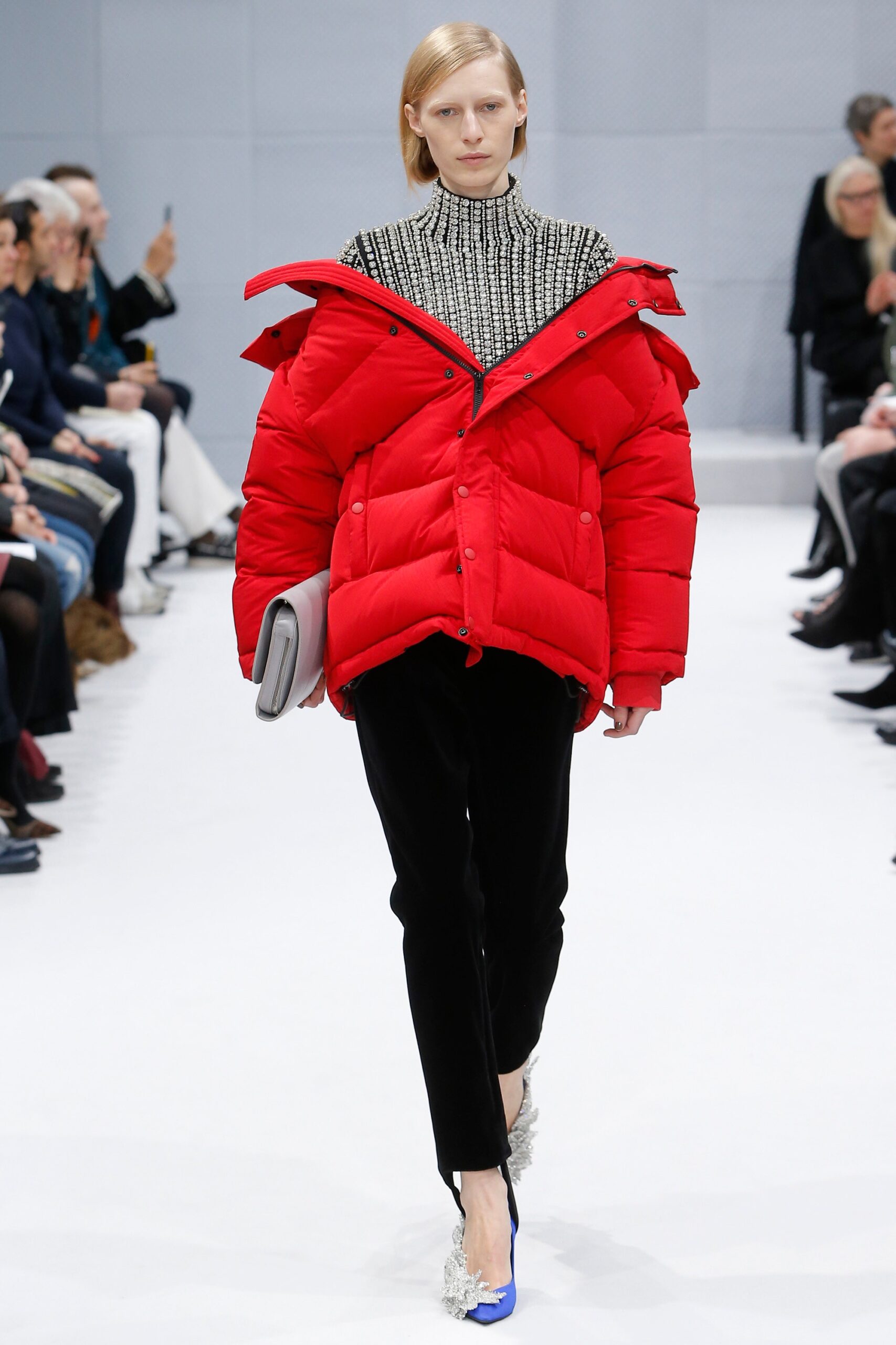 red jersey long-sleeve collared oversized zippered jacket