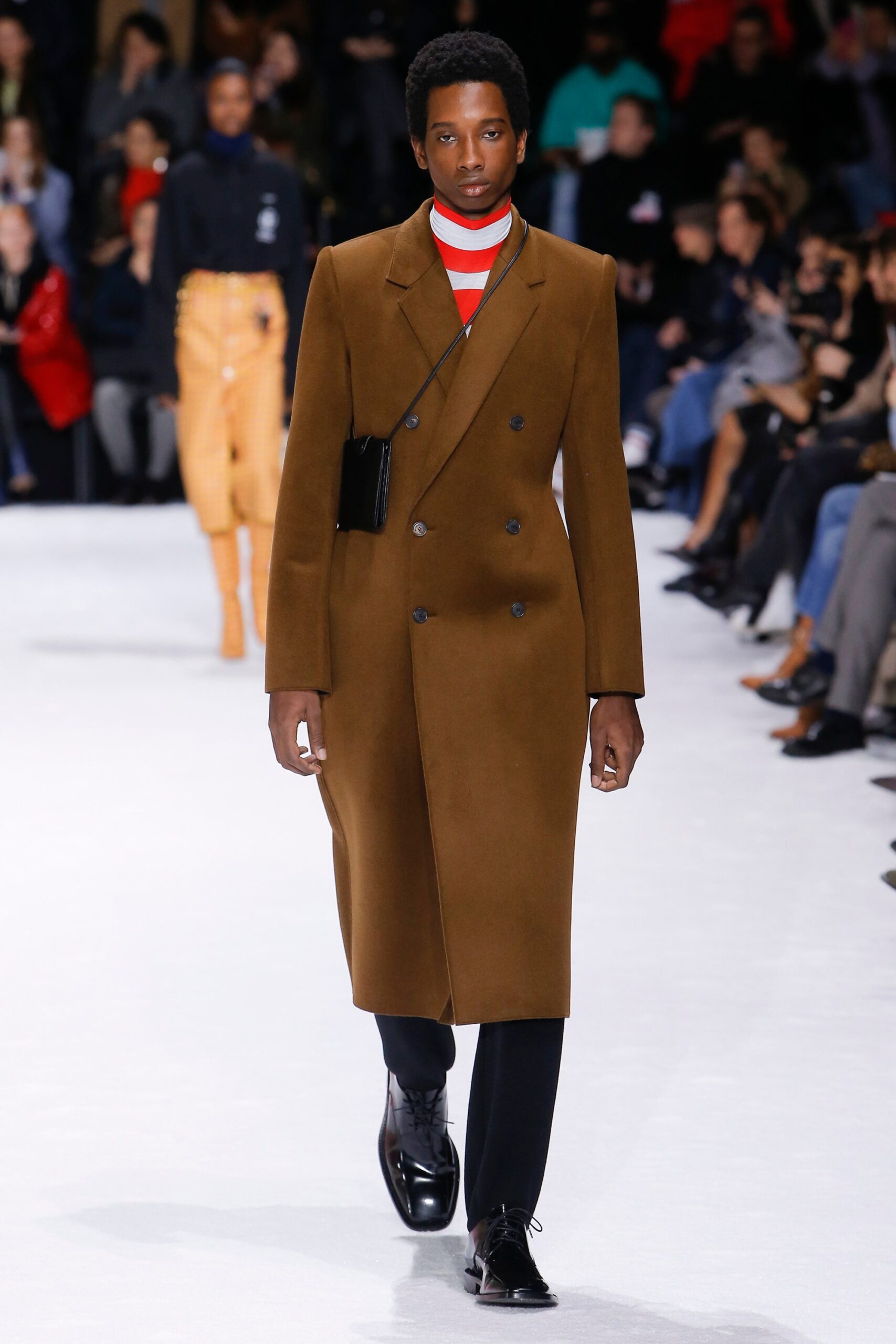 brown wool long-sleeve double-breasted fitted buttoned coat