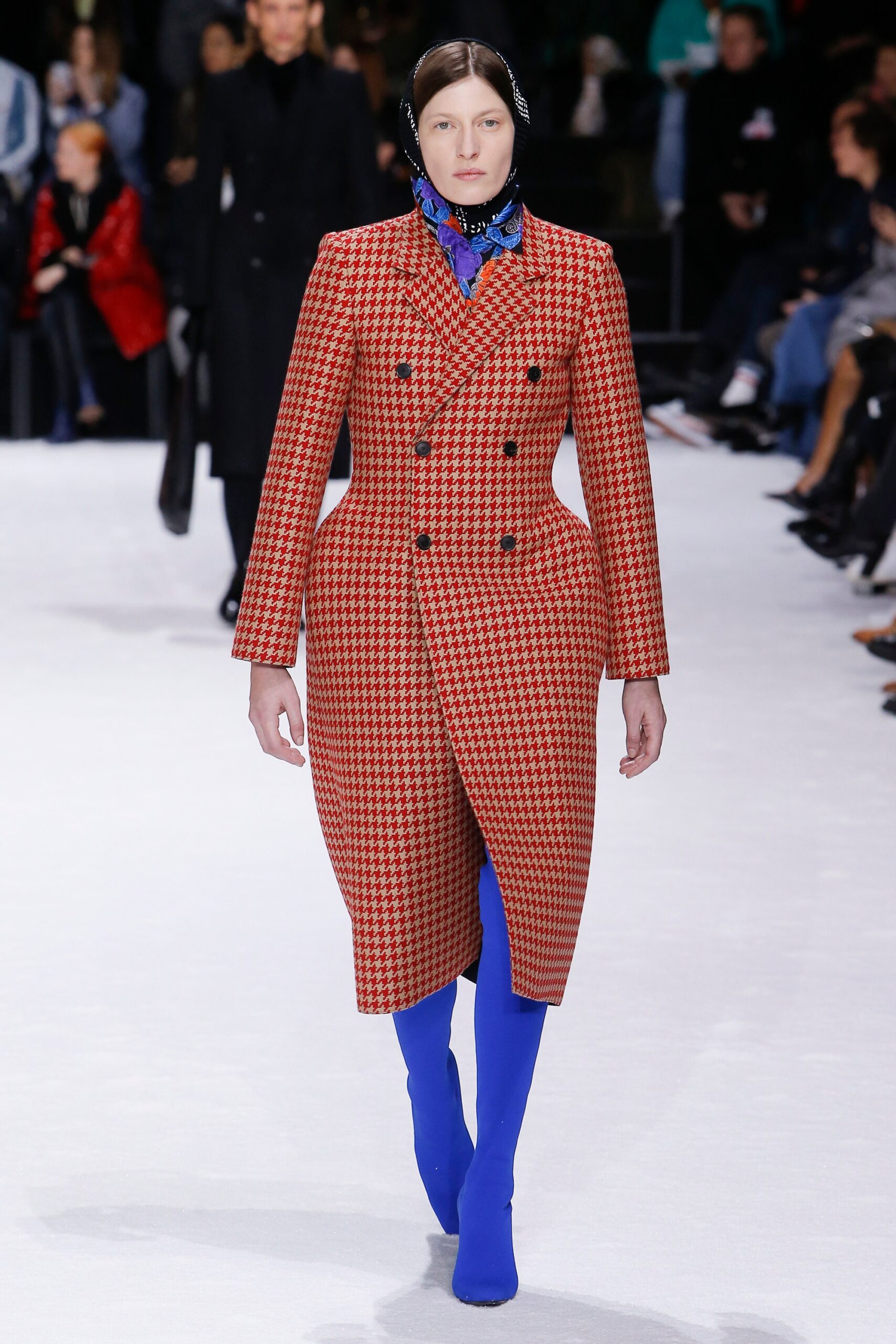 red wool long-sleeve collared fitted checked midi coat