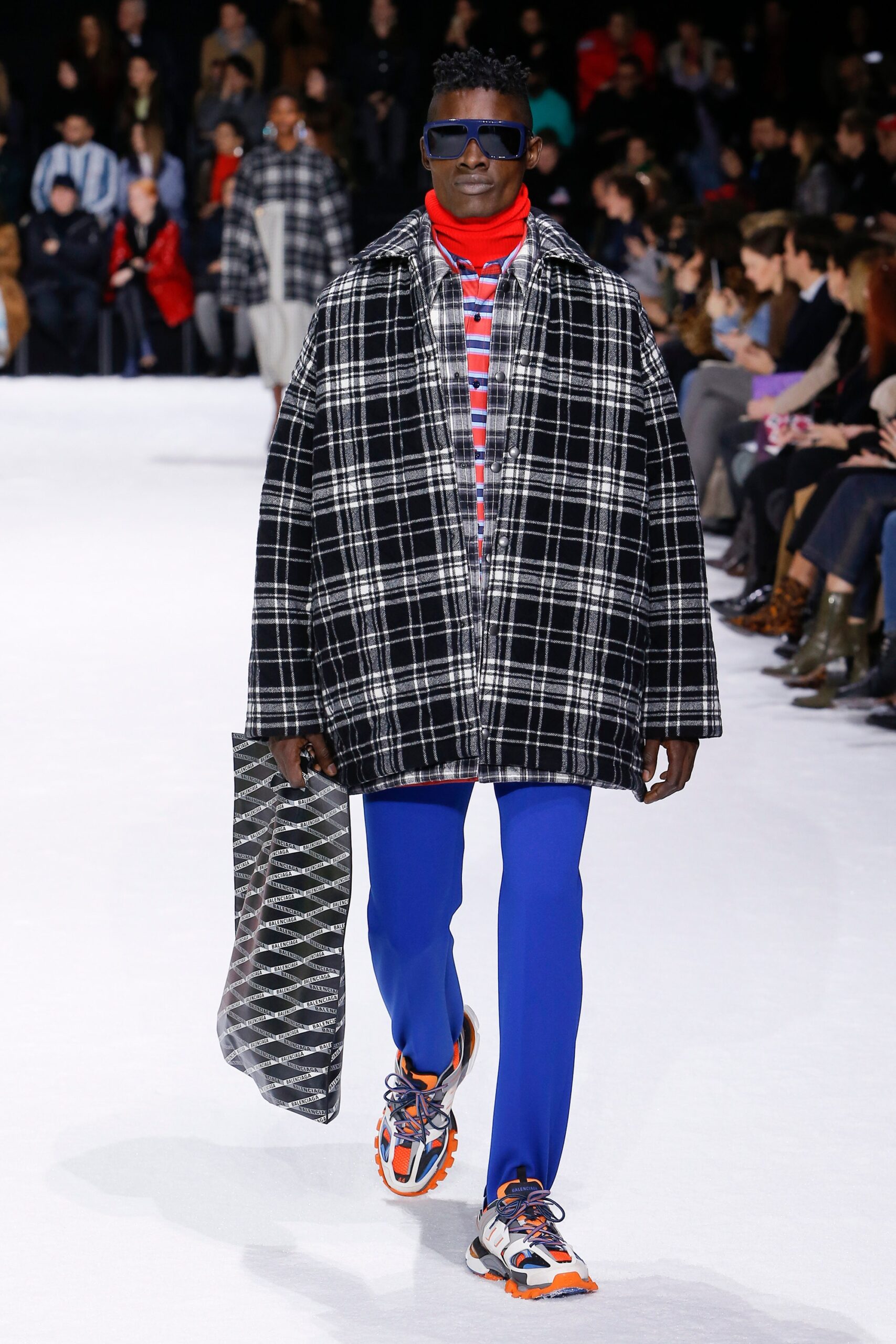 Balenciaga F/W 18 Look 55