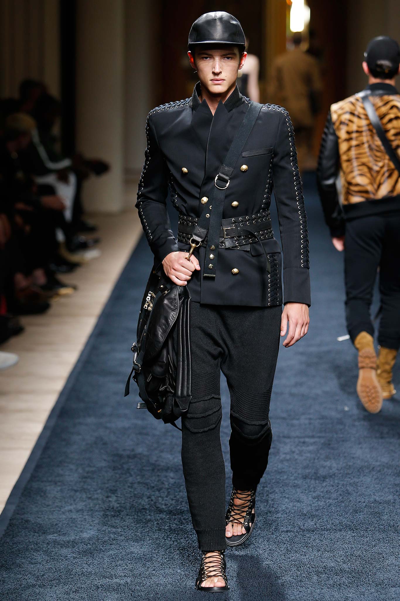 black cotton long-sleeve collared fitted buttoned embellished jacket