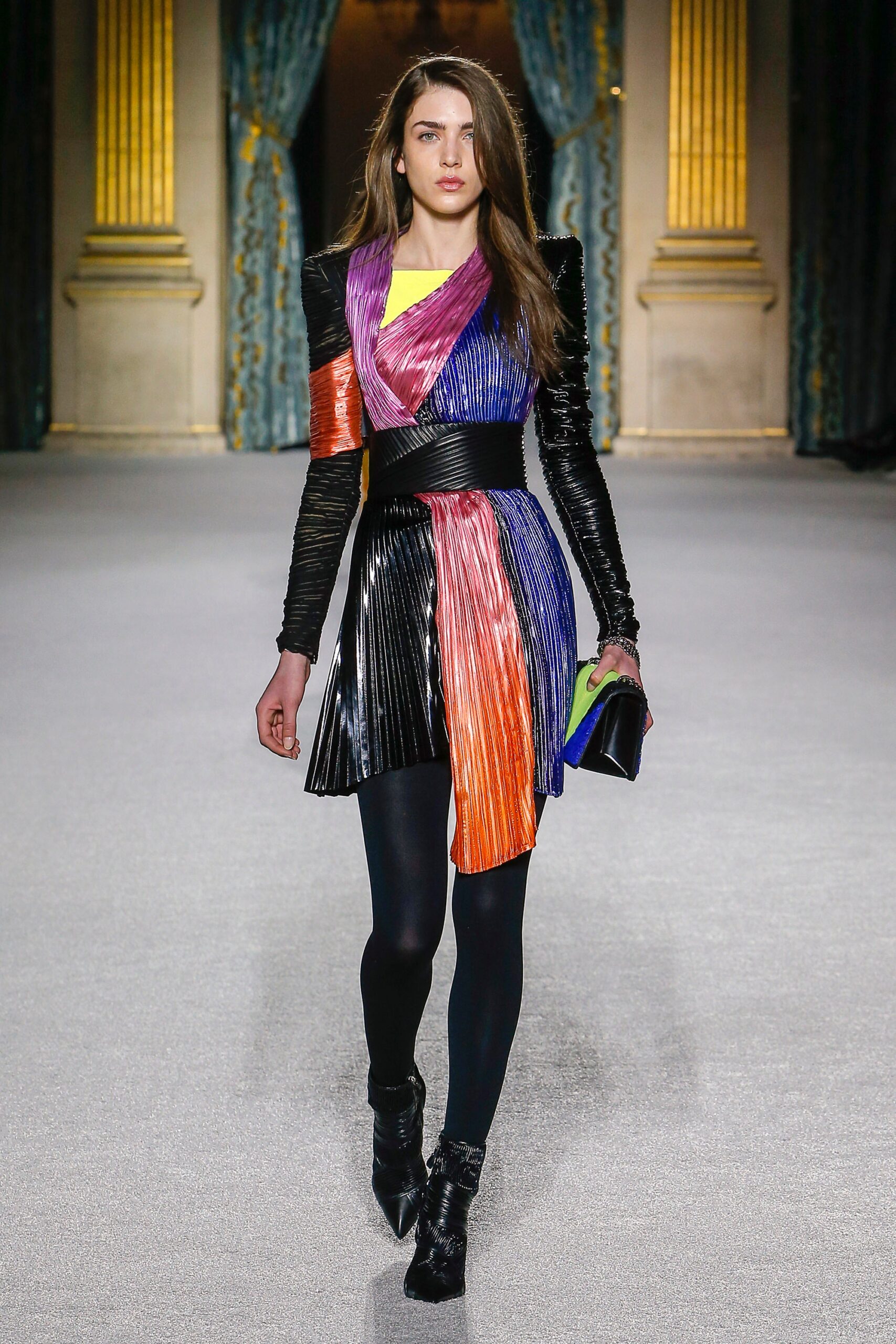 color-blocked pleated mini dress