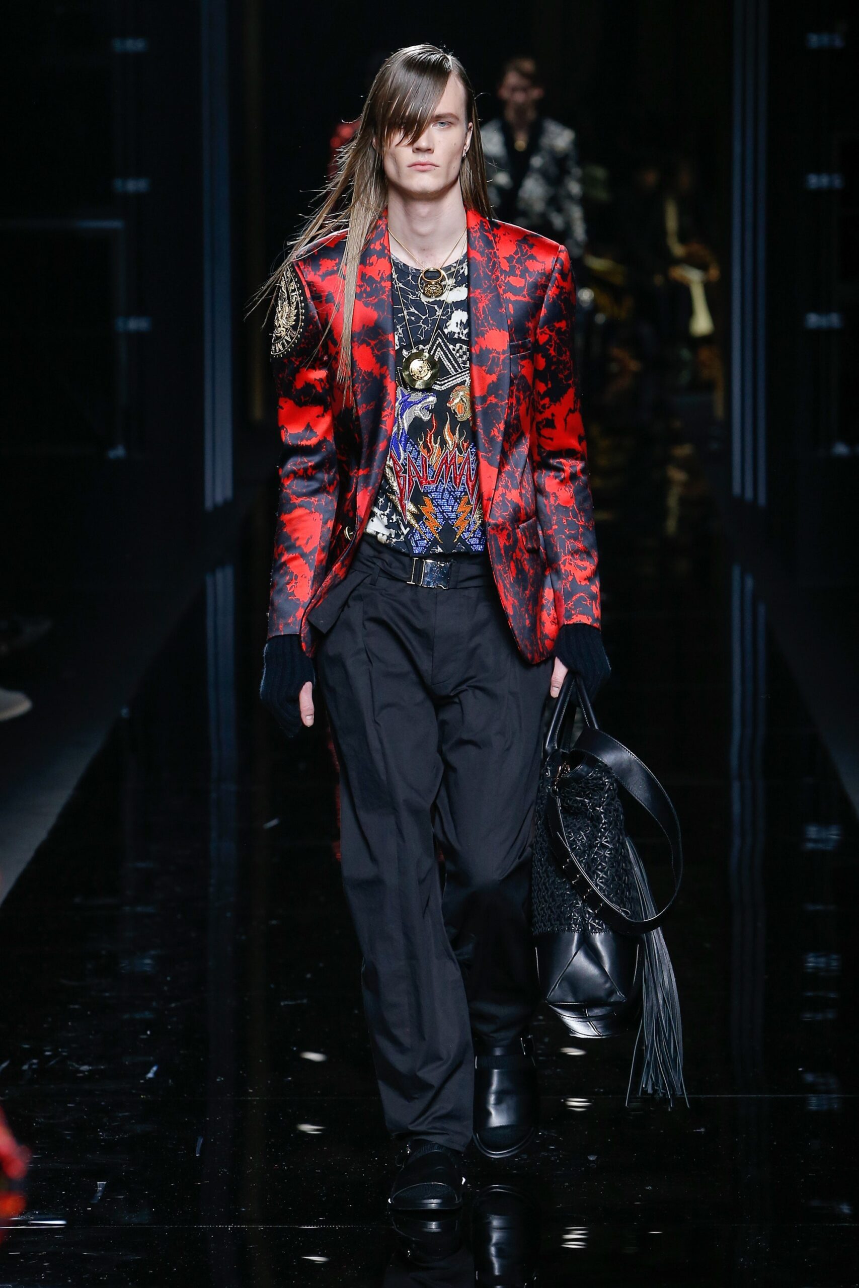 red silk long-sleeve collared tailored printed blazer