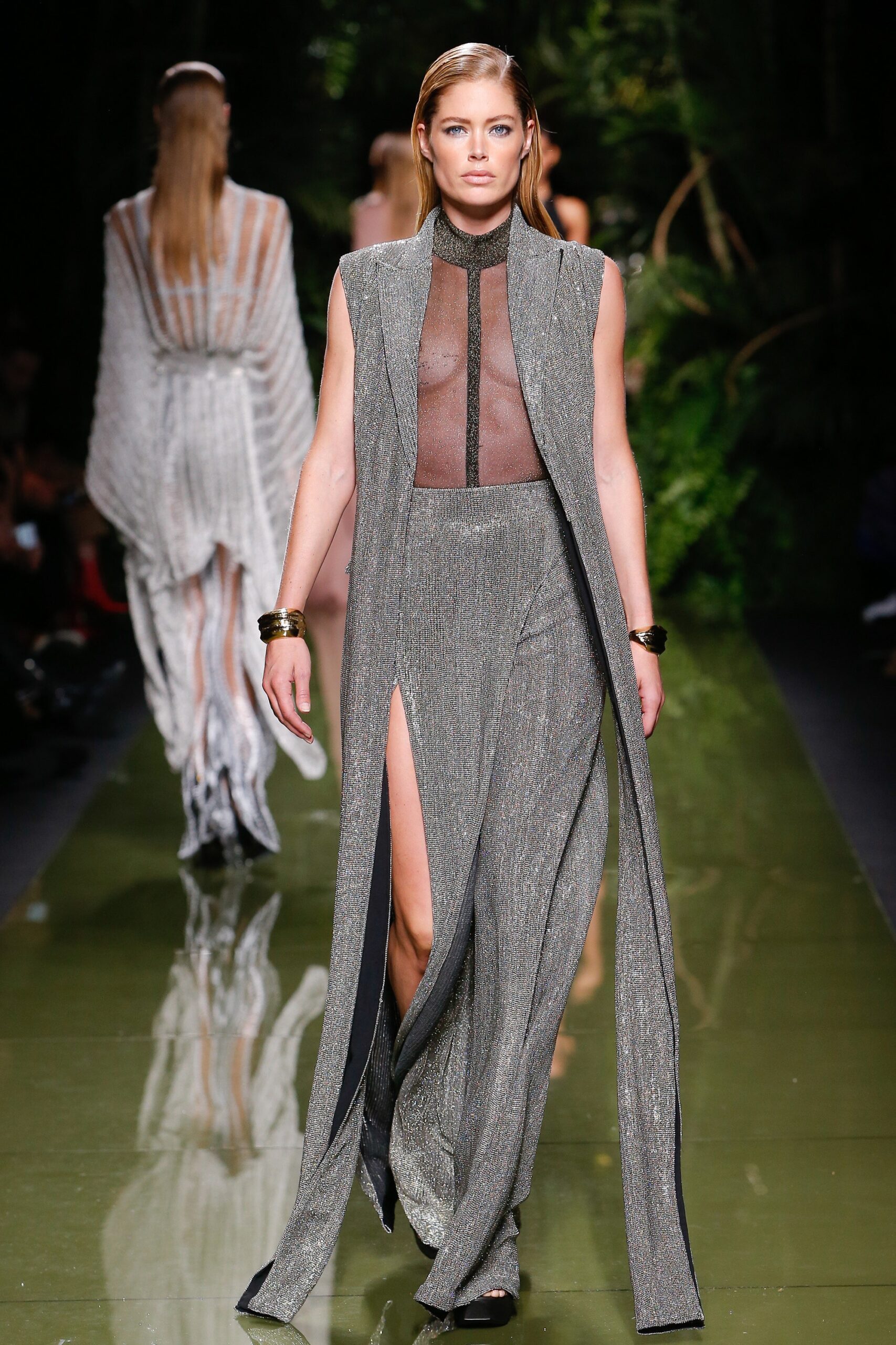 metallic gray fitted jacket and pants