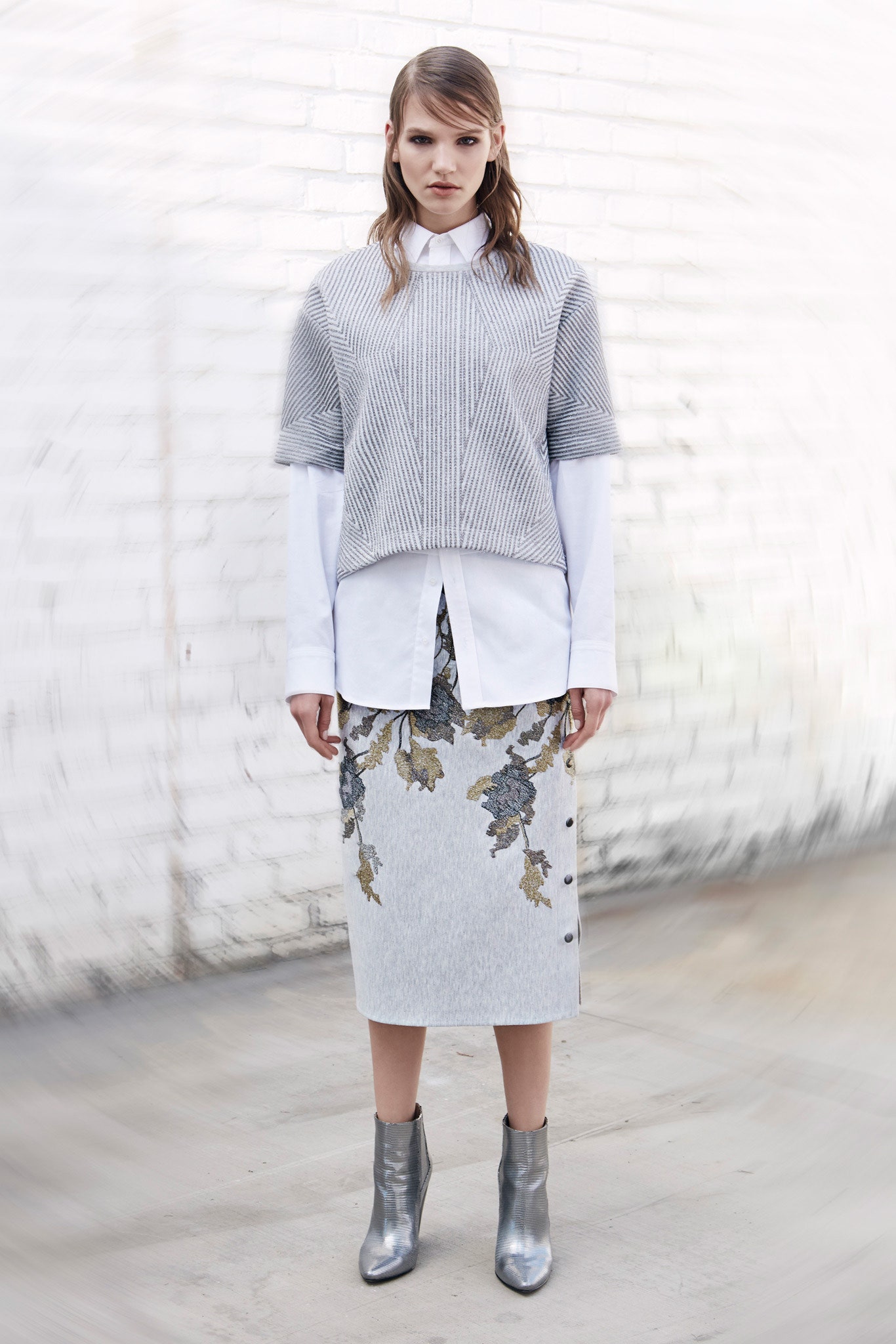 gray relaxed top with pencil skirt