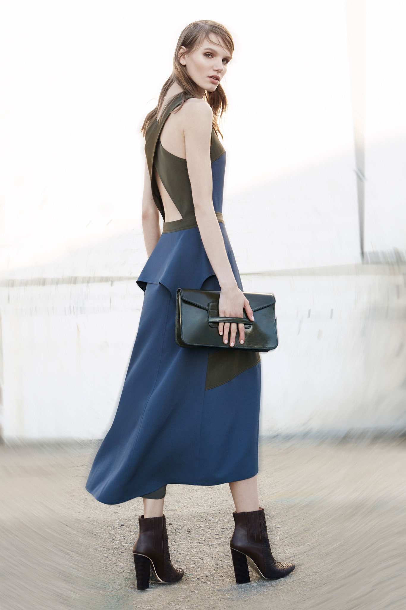 blue green sleeveless midi dress