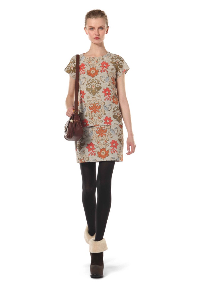 beige cotton short-sleeve scoop-neck relaxed printed short dress