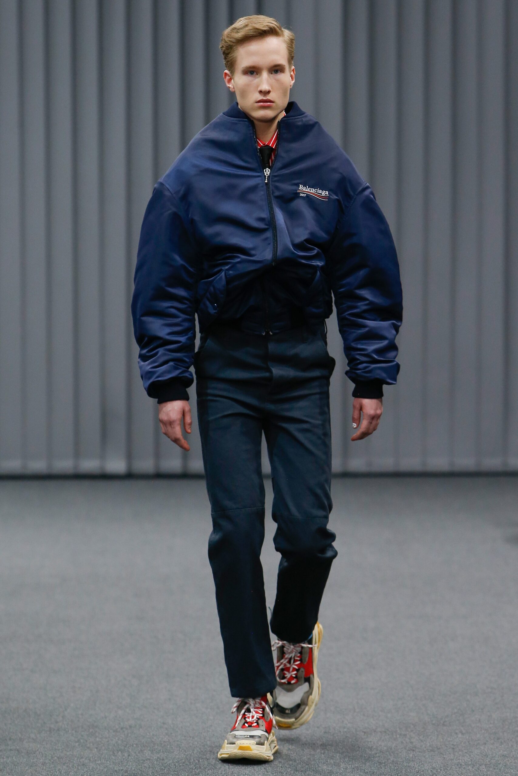 blue cotton long-sleeve collared oversized zippered jacket