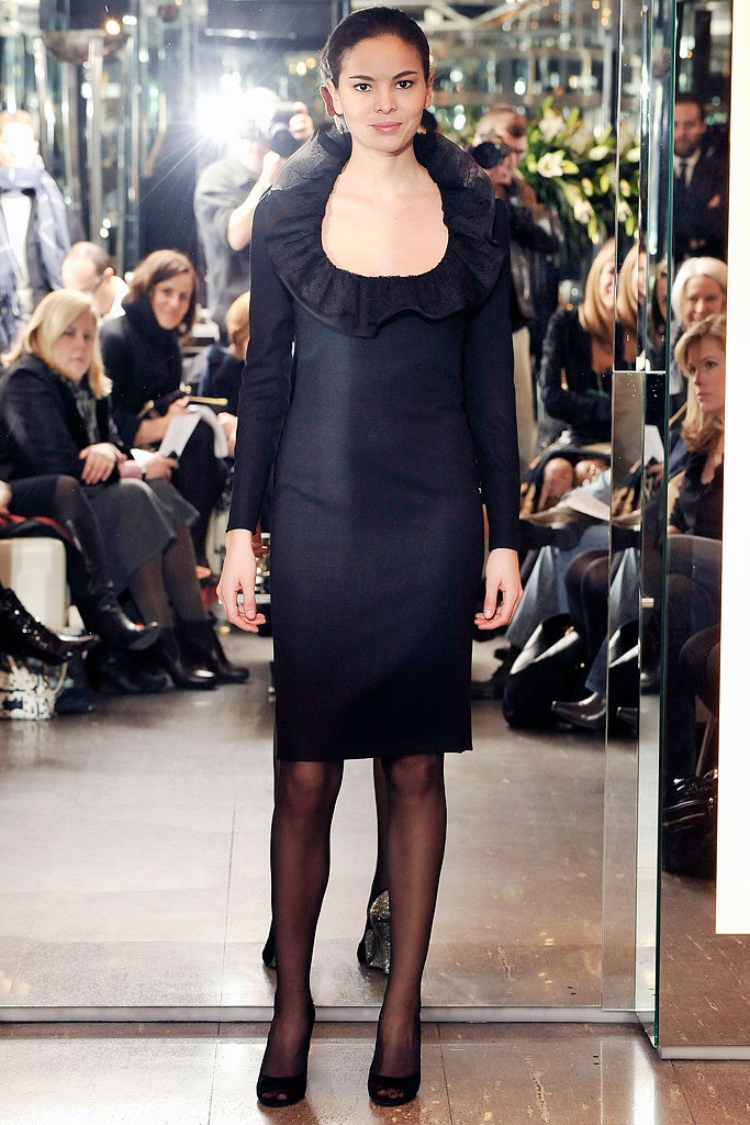 black fitted midi dress