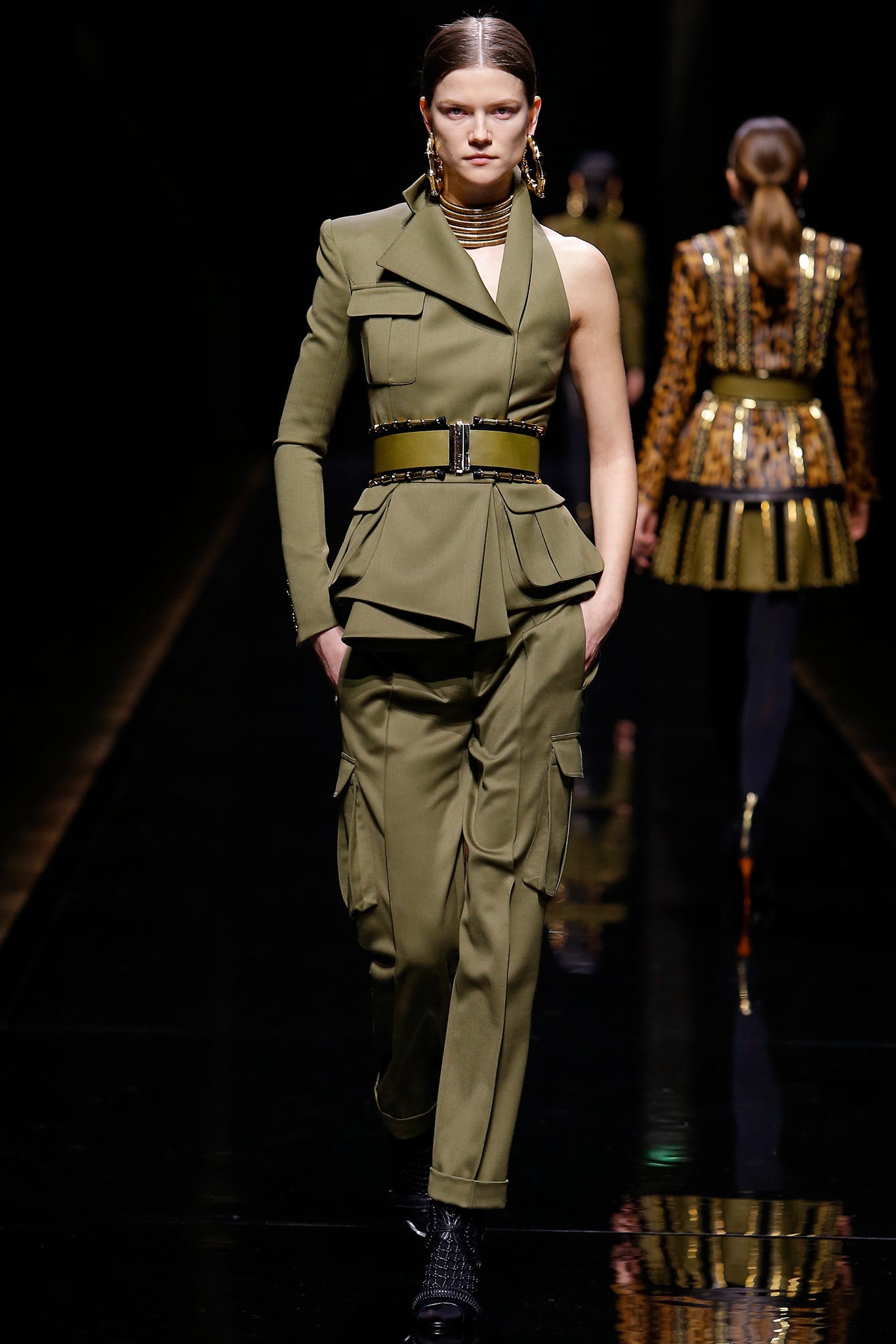 green cotton long-sleeve collared fitted belted jacket