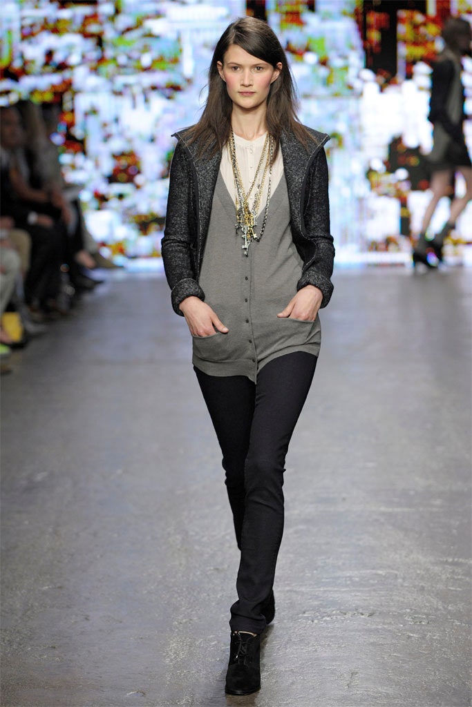 black fitted jacket gray top