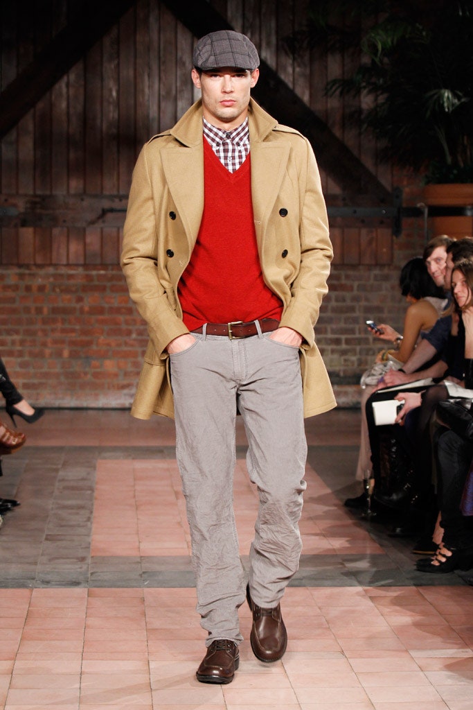 beige wool long-sleeve double-breasted tailored buttoned coat