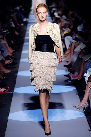 beige silk long-sleeve collared fitted embroidered jacket
