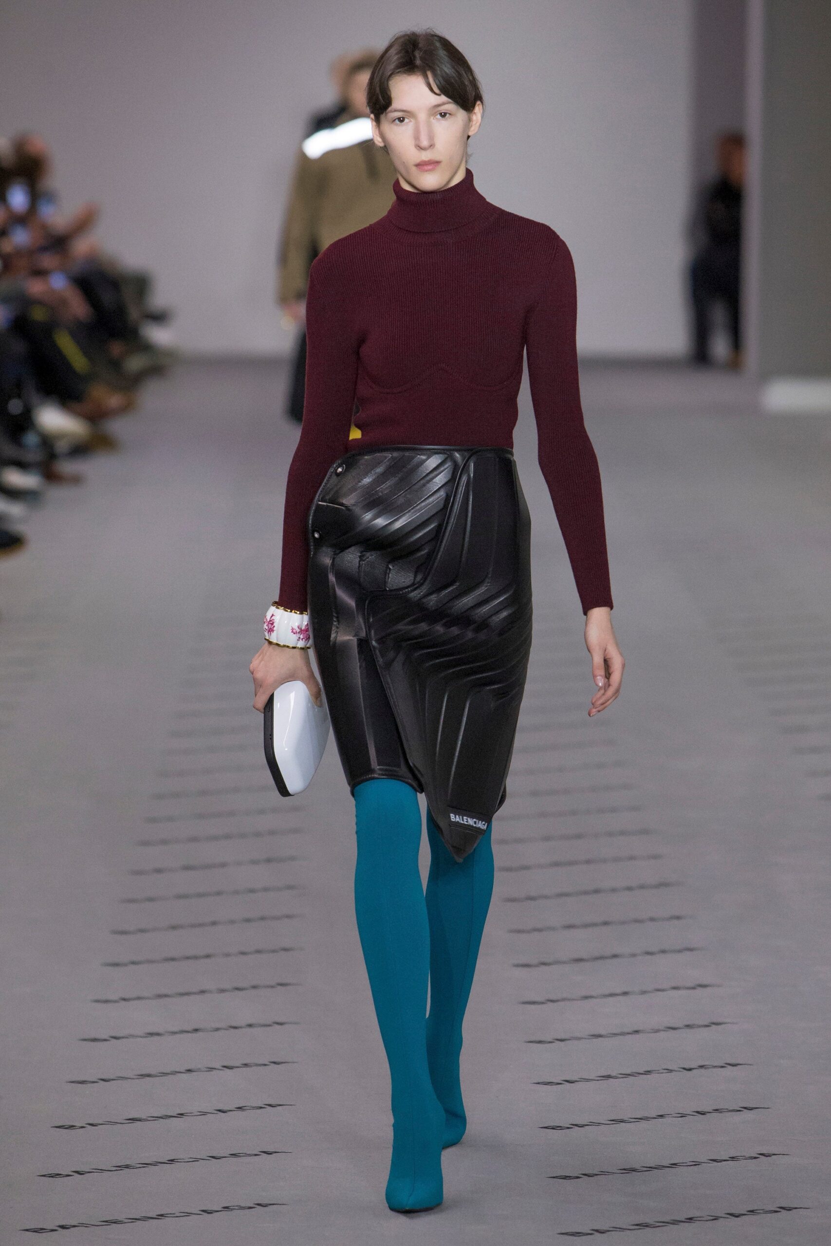 maroon wool long-sleeve turtleneck fitted top