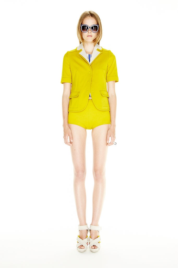 yellow fitted blazer and shorts