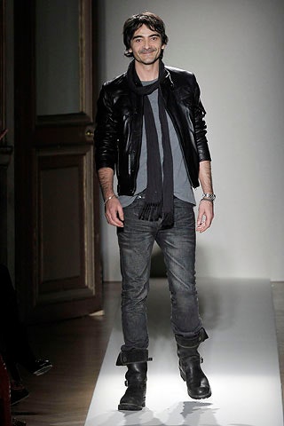black leather jacket with gray t-shirt