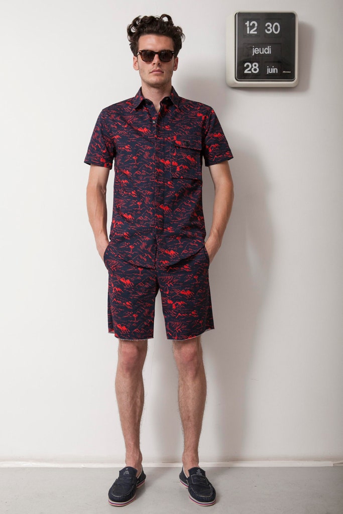 blue cotton fitted printed short shorts