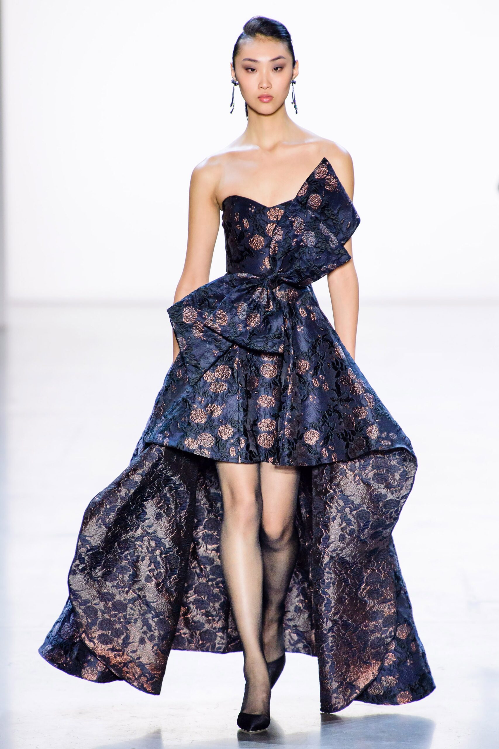 black and gold asymmetric gown