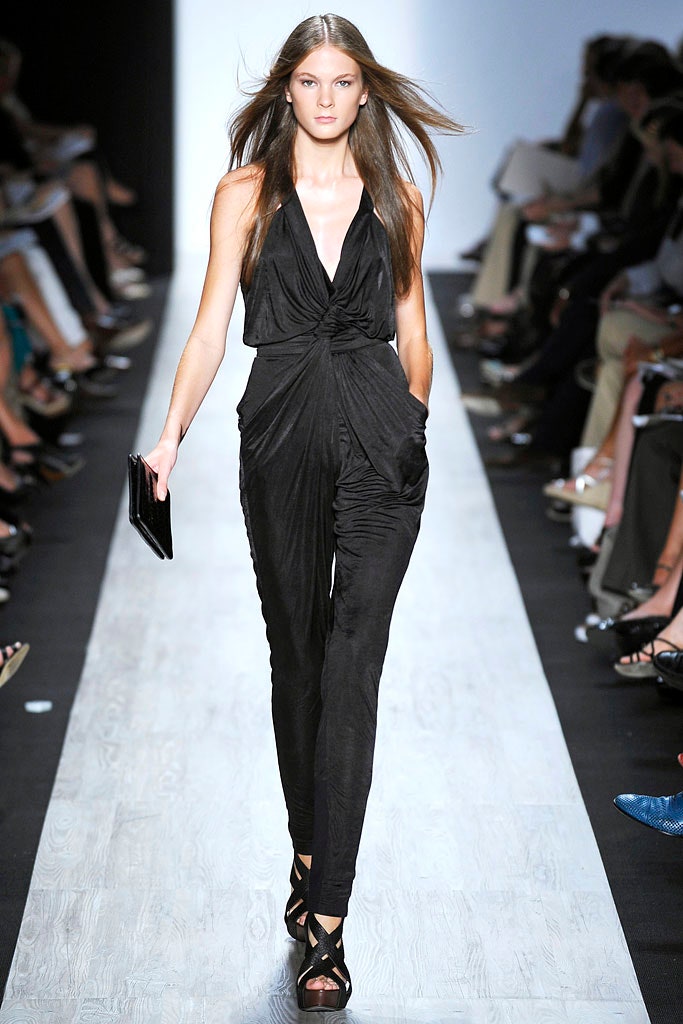 black fitted sleeveless jumpsuit