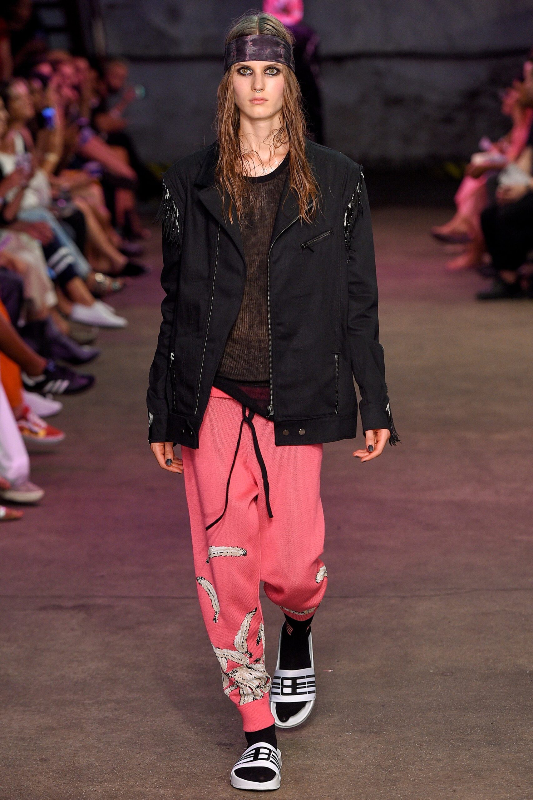 black relaxed jacket with pink pants