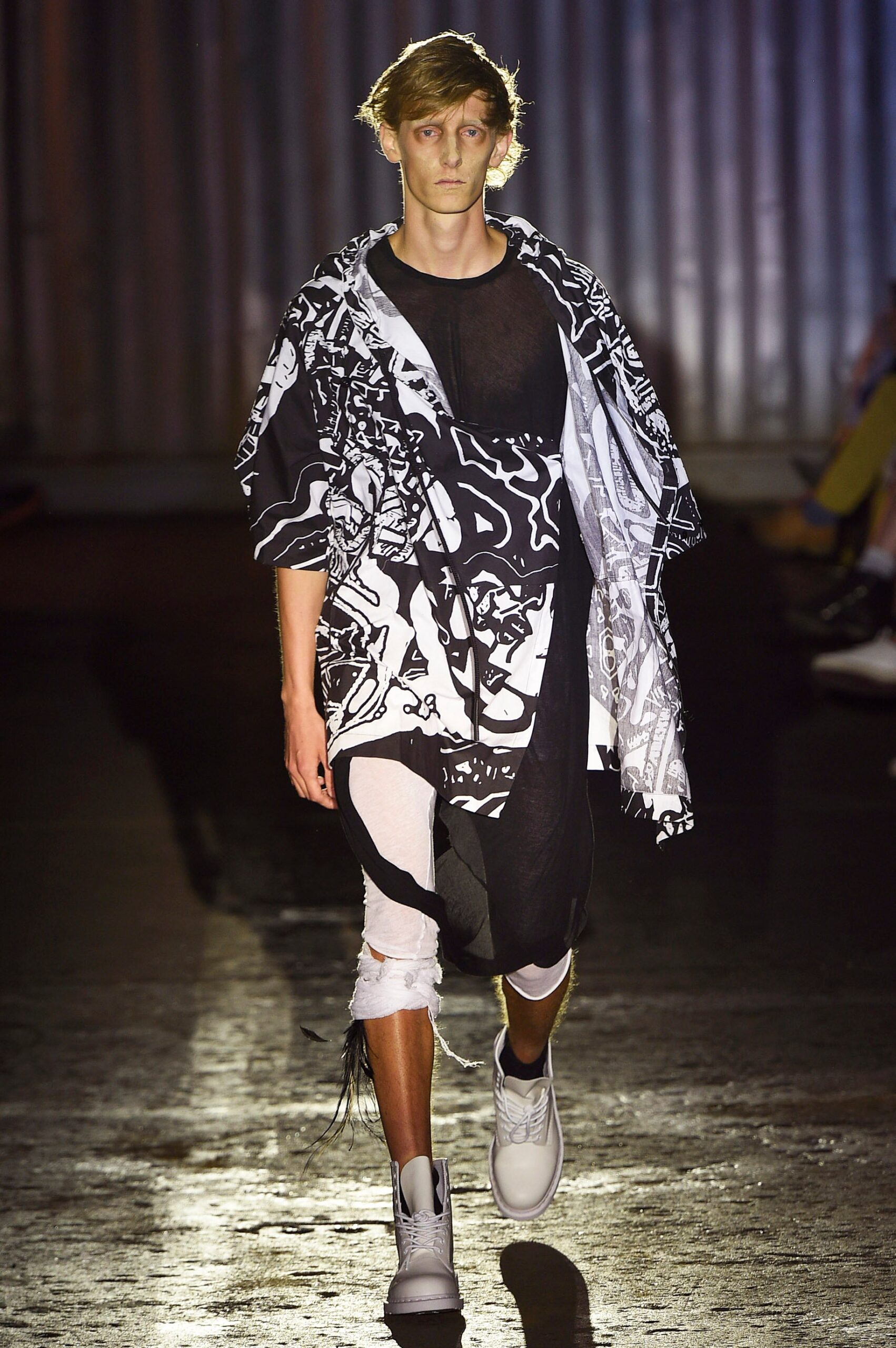 relaxed printed top with distressed pants