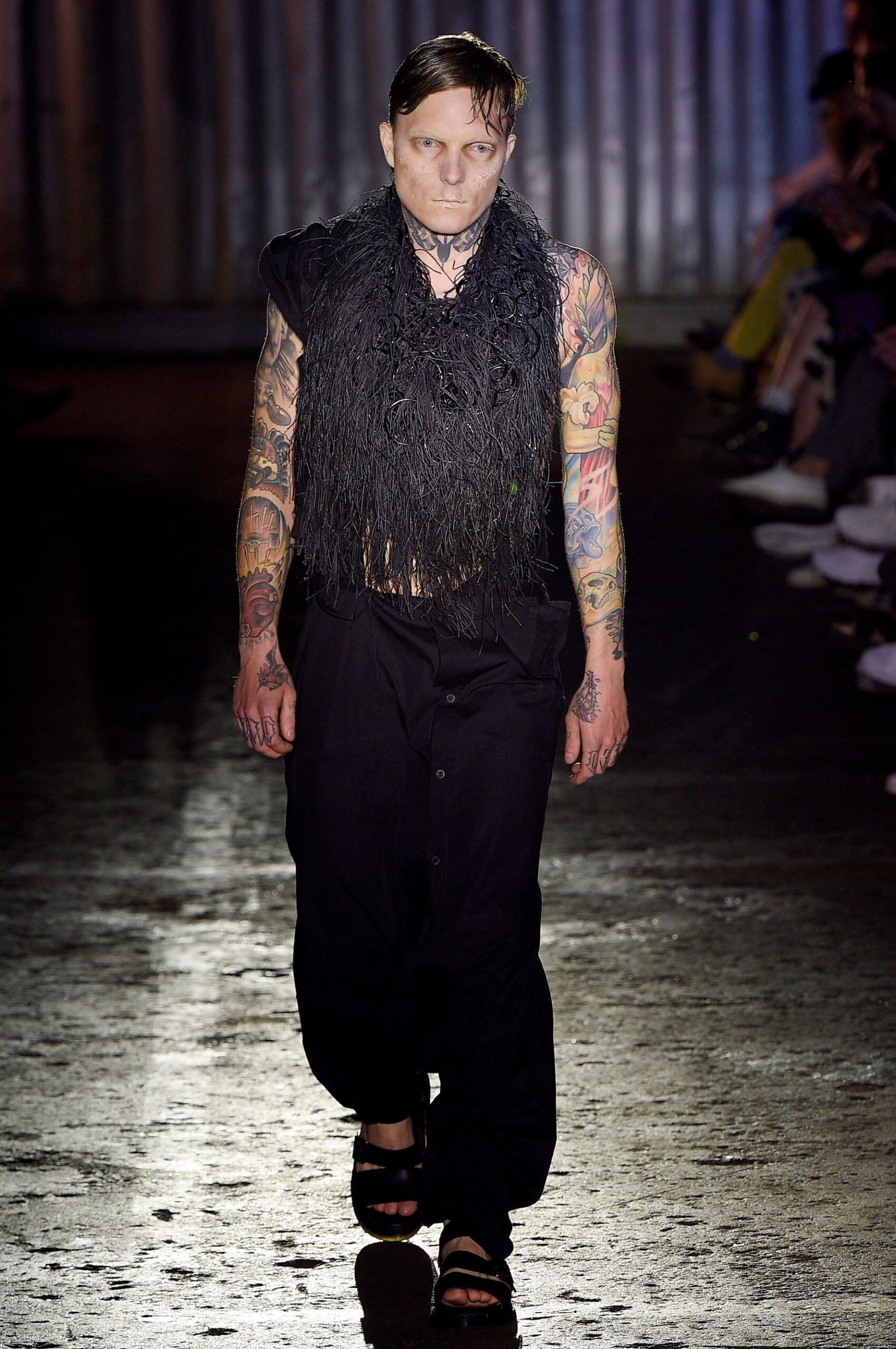 black relaxed top and pants