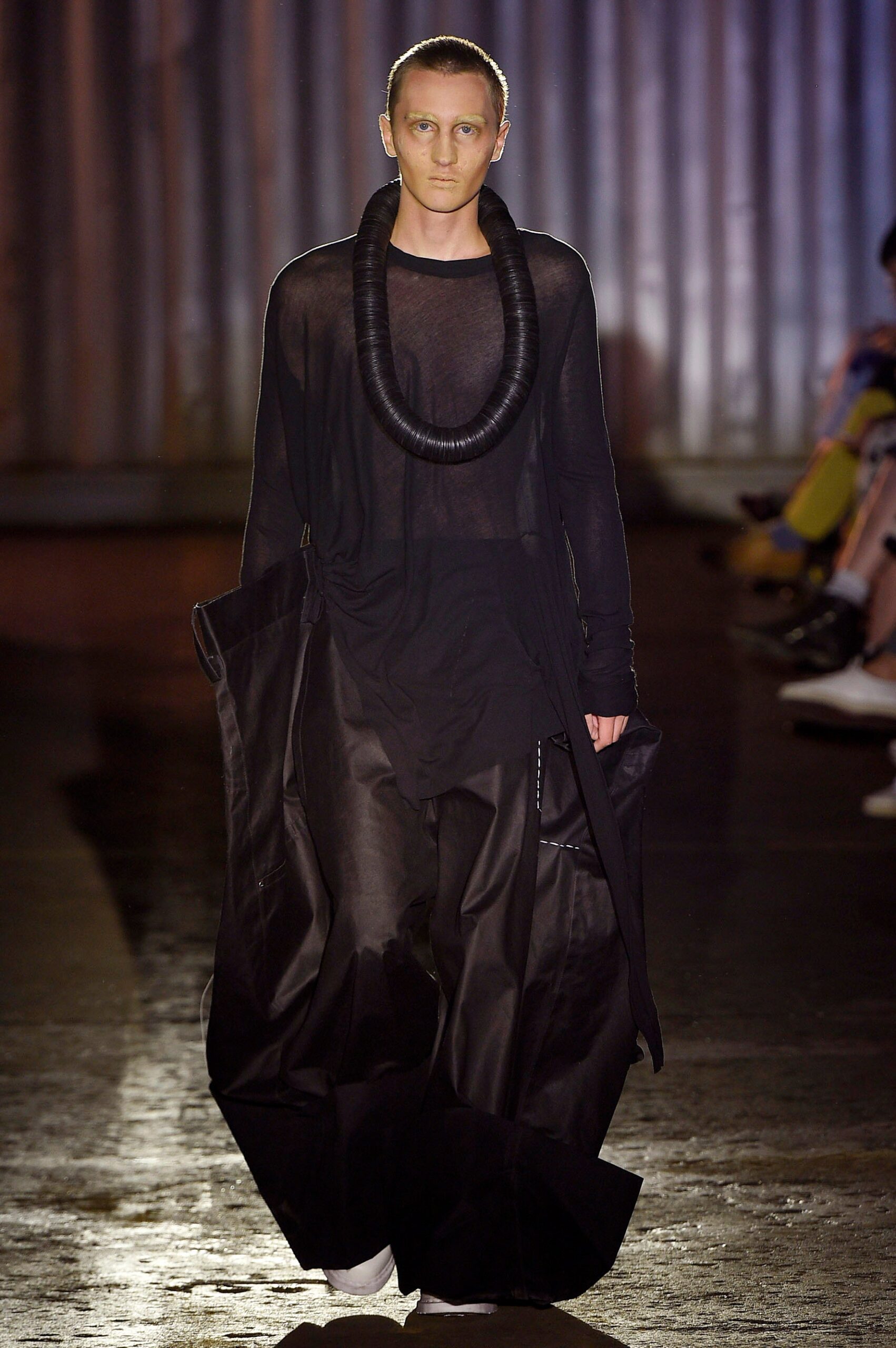 black relaxed top and pants