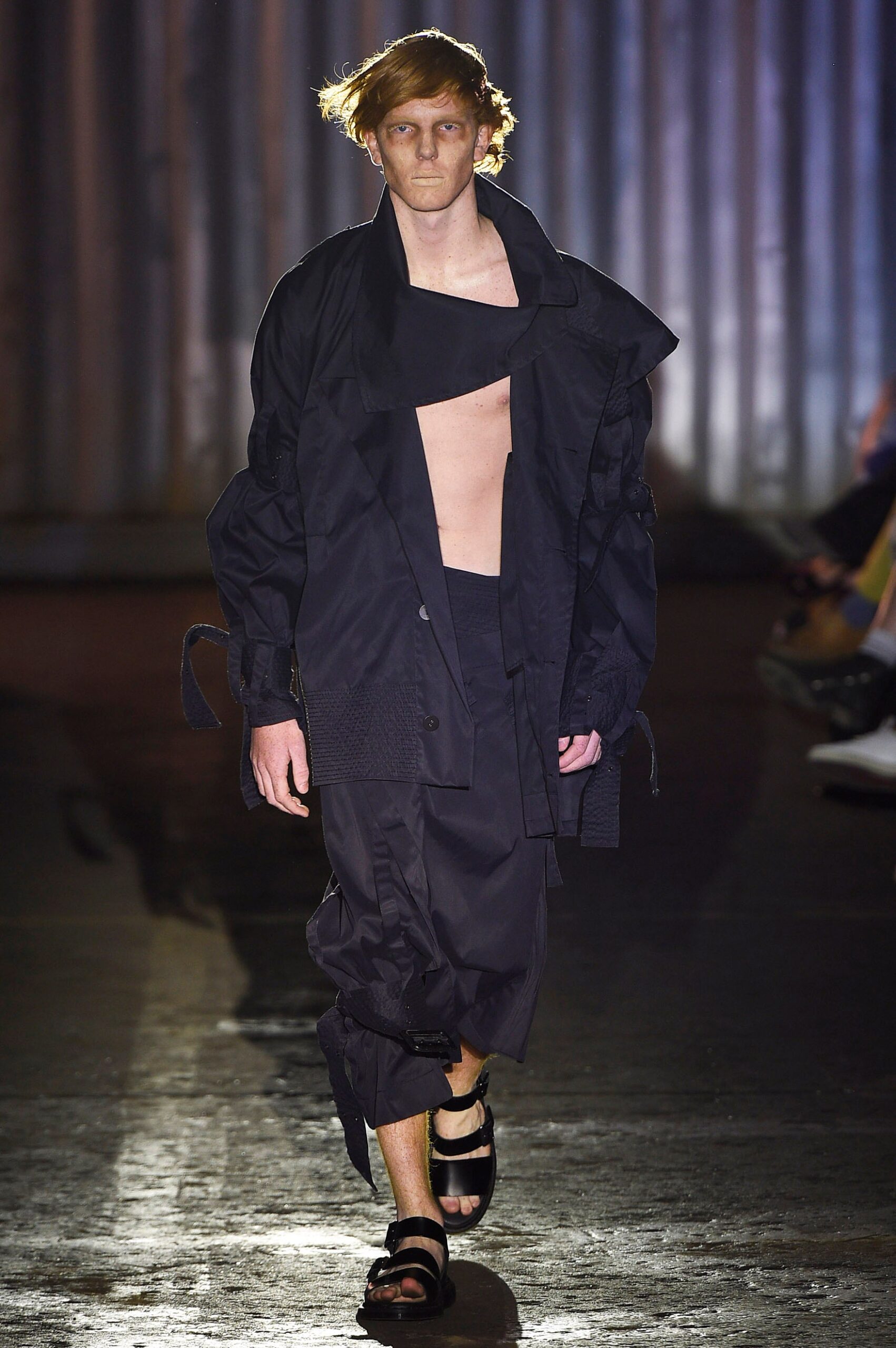 black cotton long-sleeve collared oversized zippered layered jacket