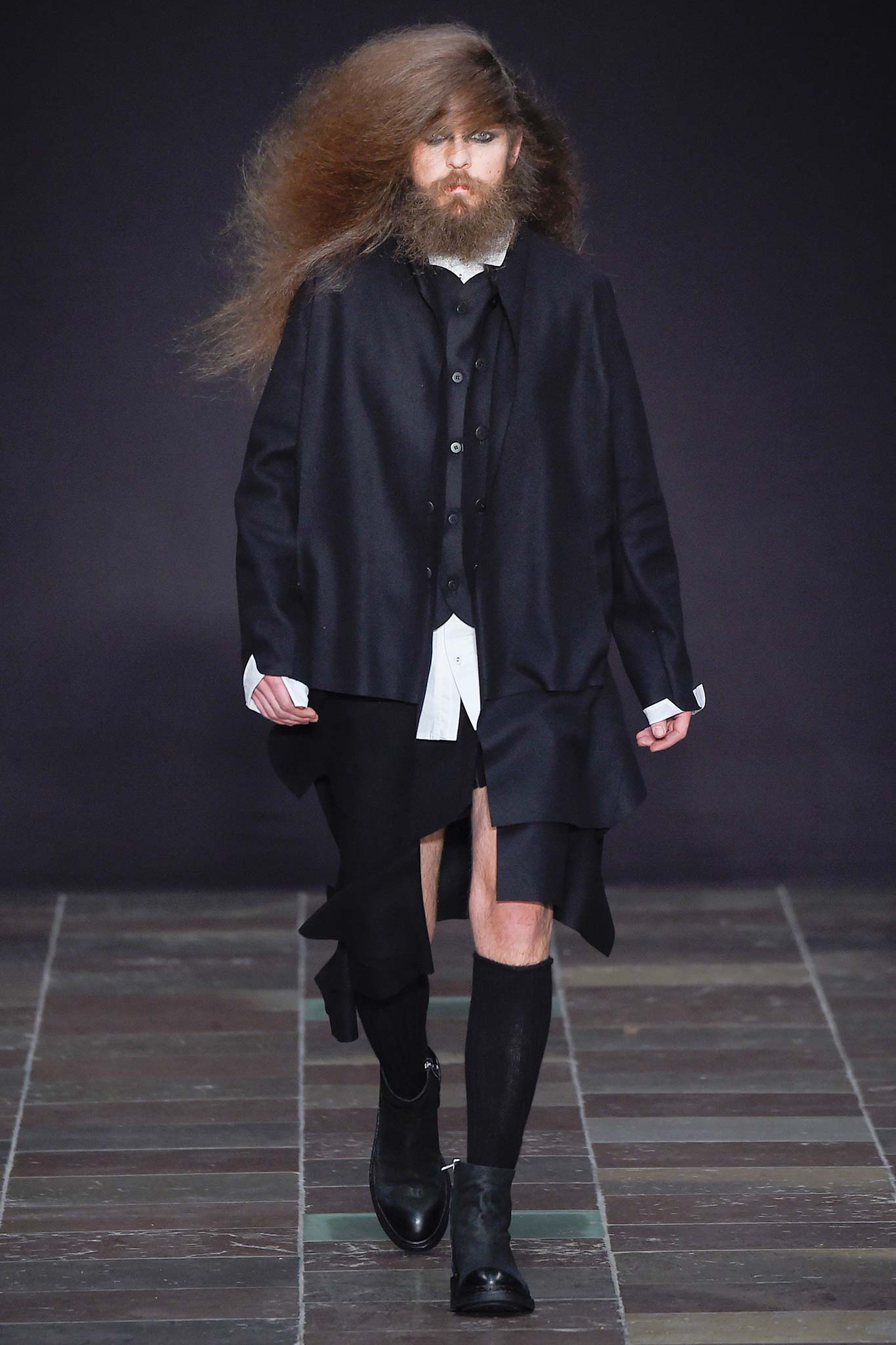black wool long-sleeve collared oversized jacket