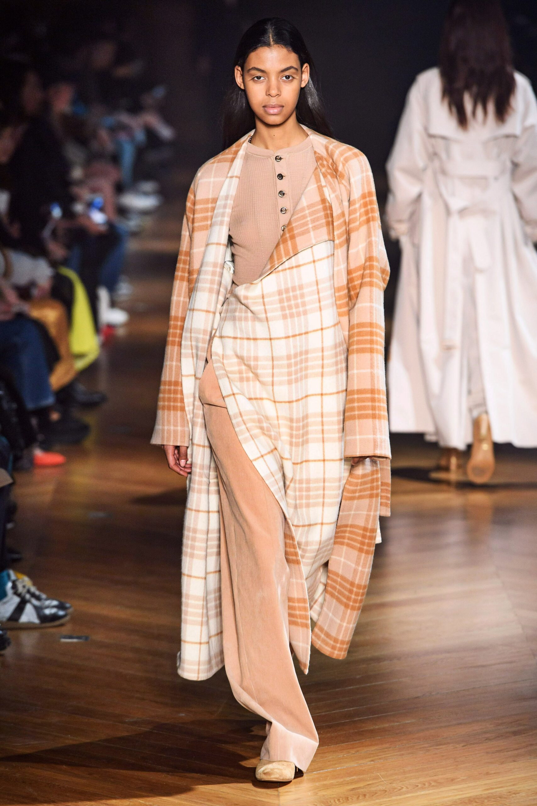 Beautiful People F/W 19 Look 215