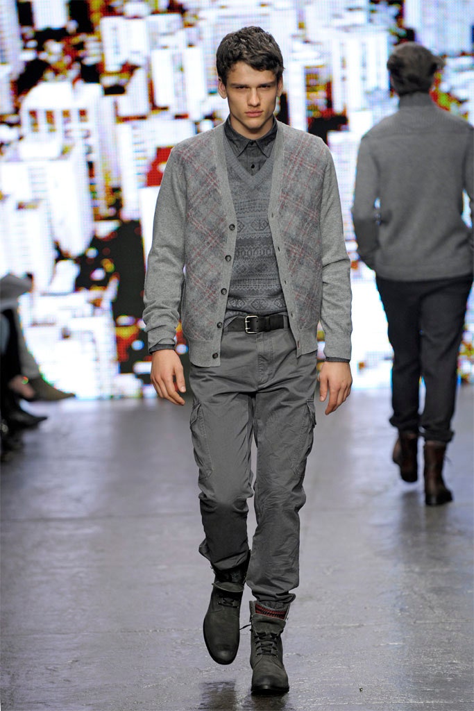 gray cardigan with cargo pants