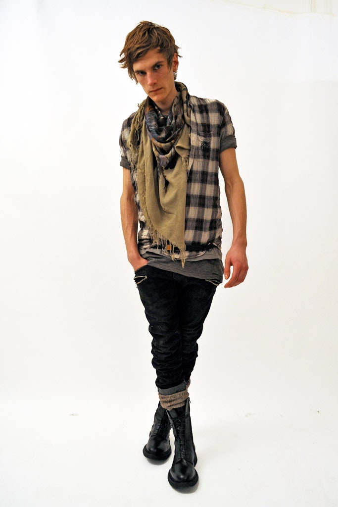 relaxed gray checked shirt with black pants