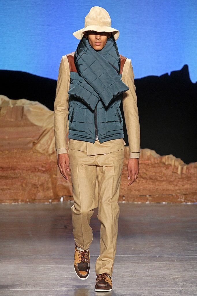 blue cotton sleeveless fitted zippered vest