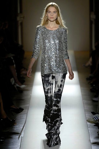 gray sequin long-sleeve collared fitted shiny top