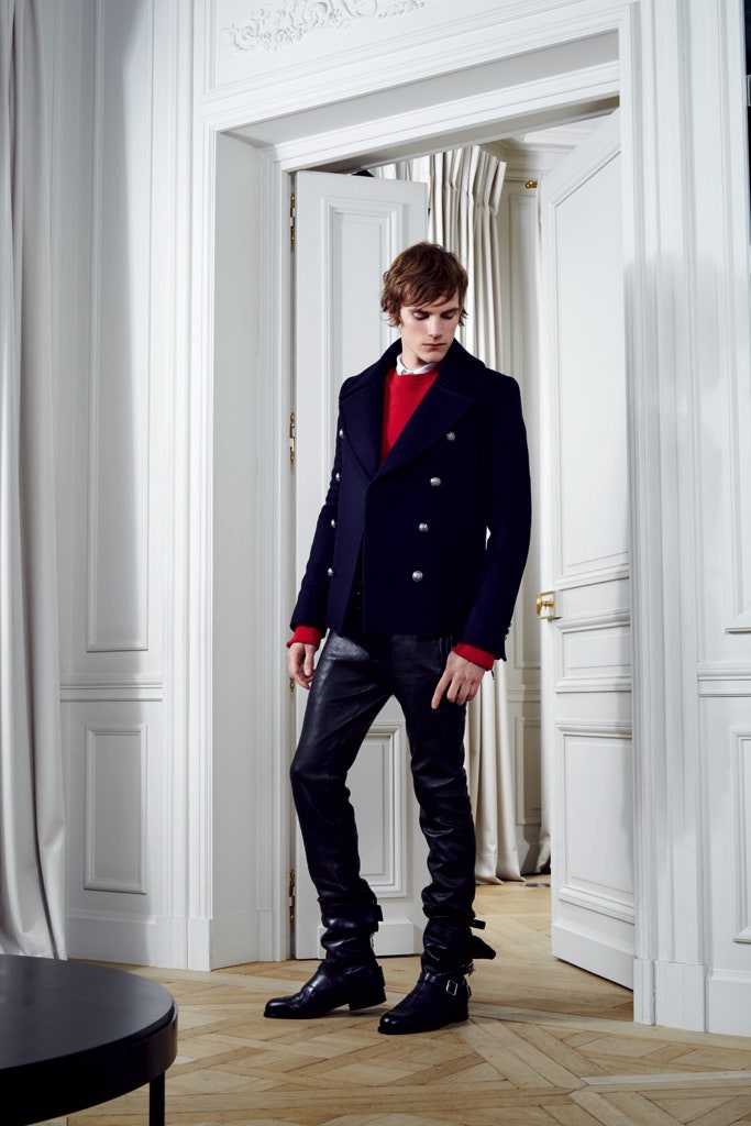 black wool long-sleeve collared tailored buttoned jacket