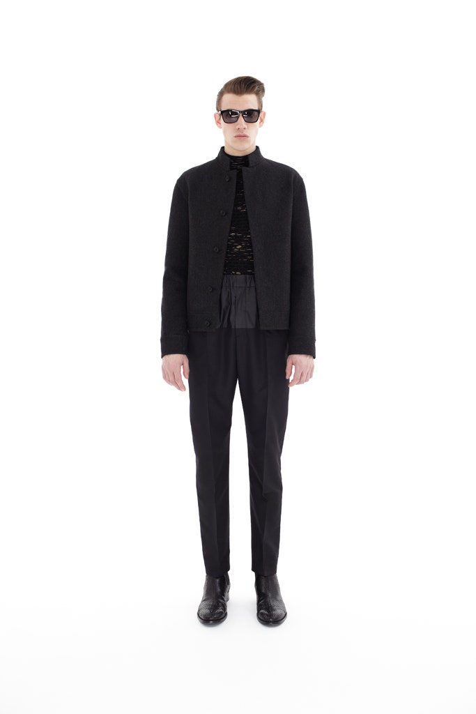 black fitted jacket and pants