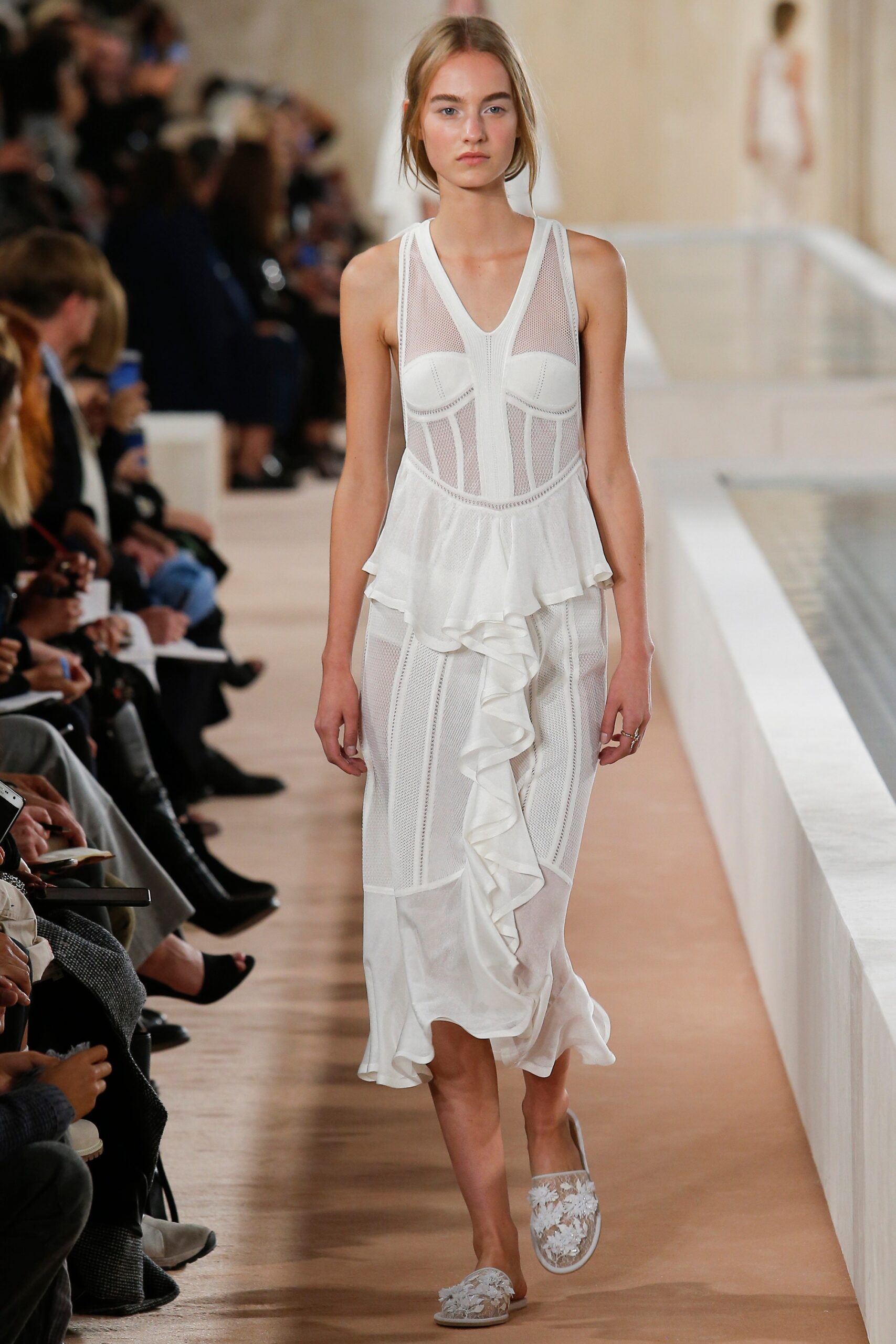 white fitted sleeveless dress