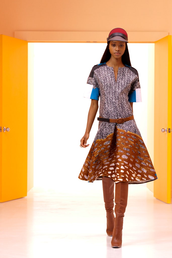 printed midi dress with hat