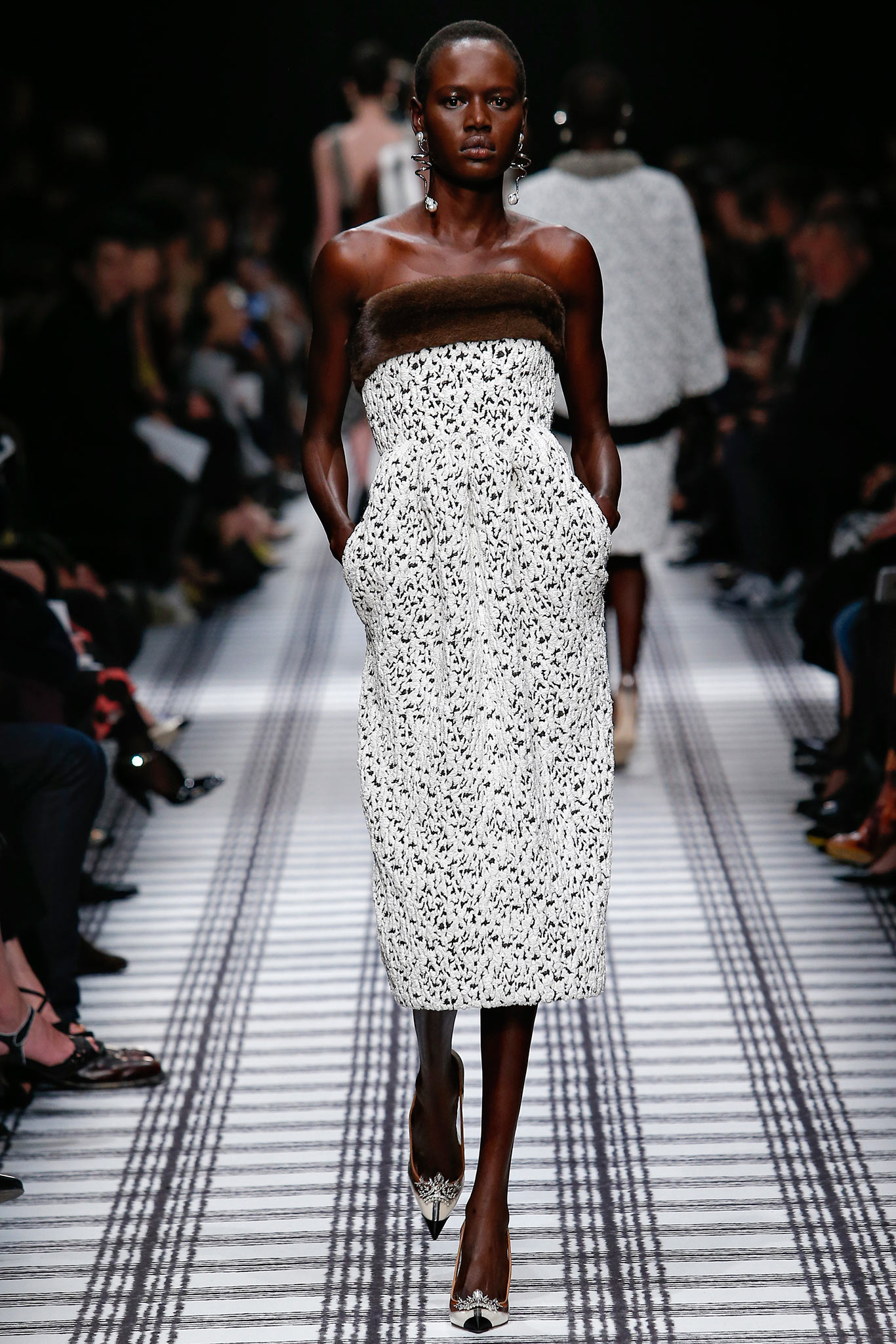 white and black printed strapless dress
